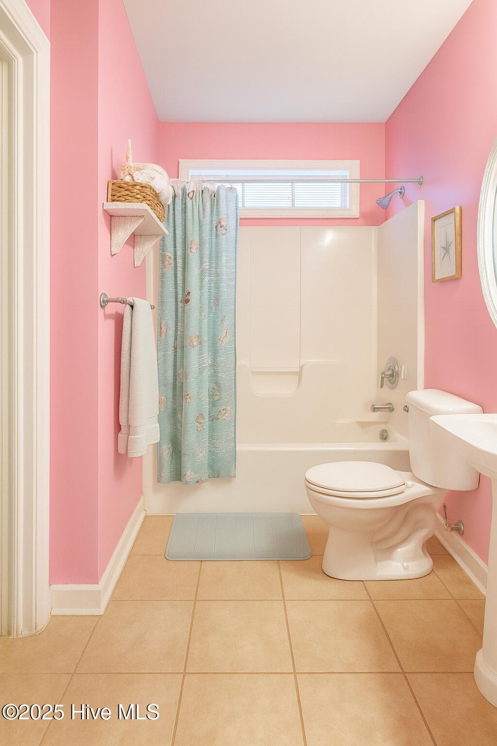 100537389 | Photo 30