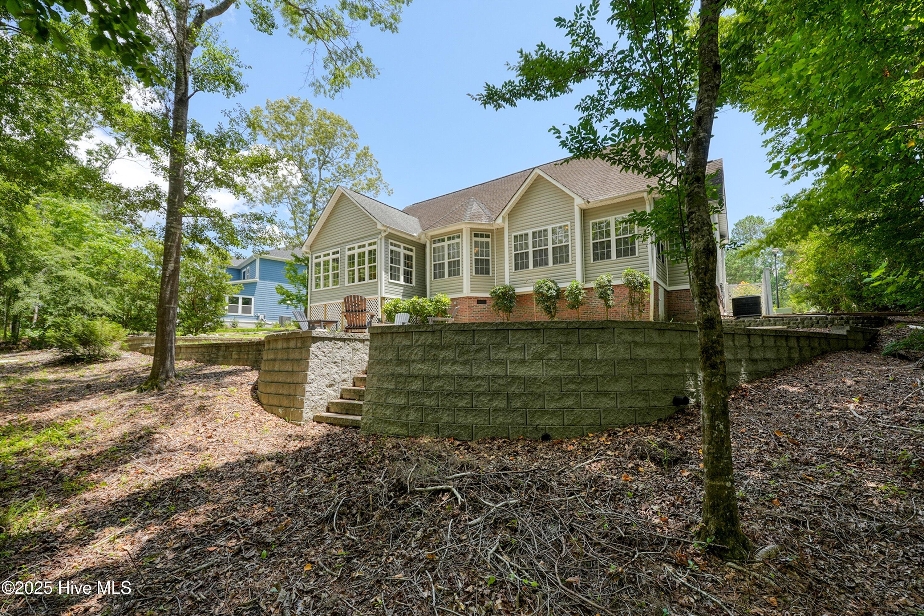 100515294 | Photo 50