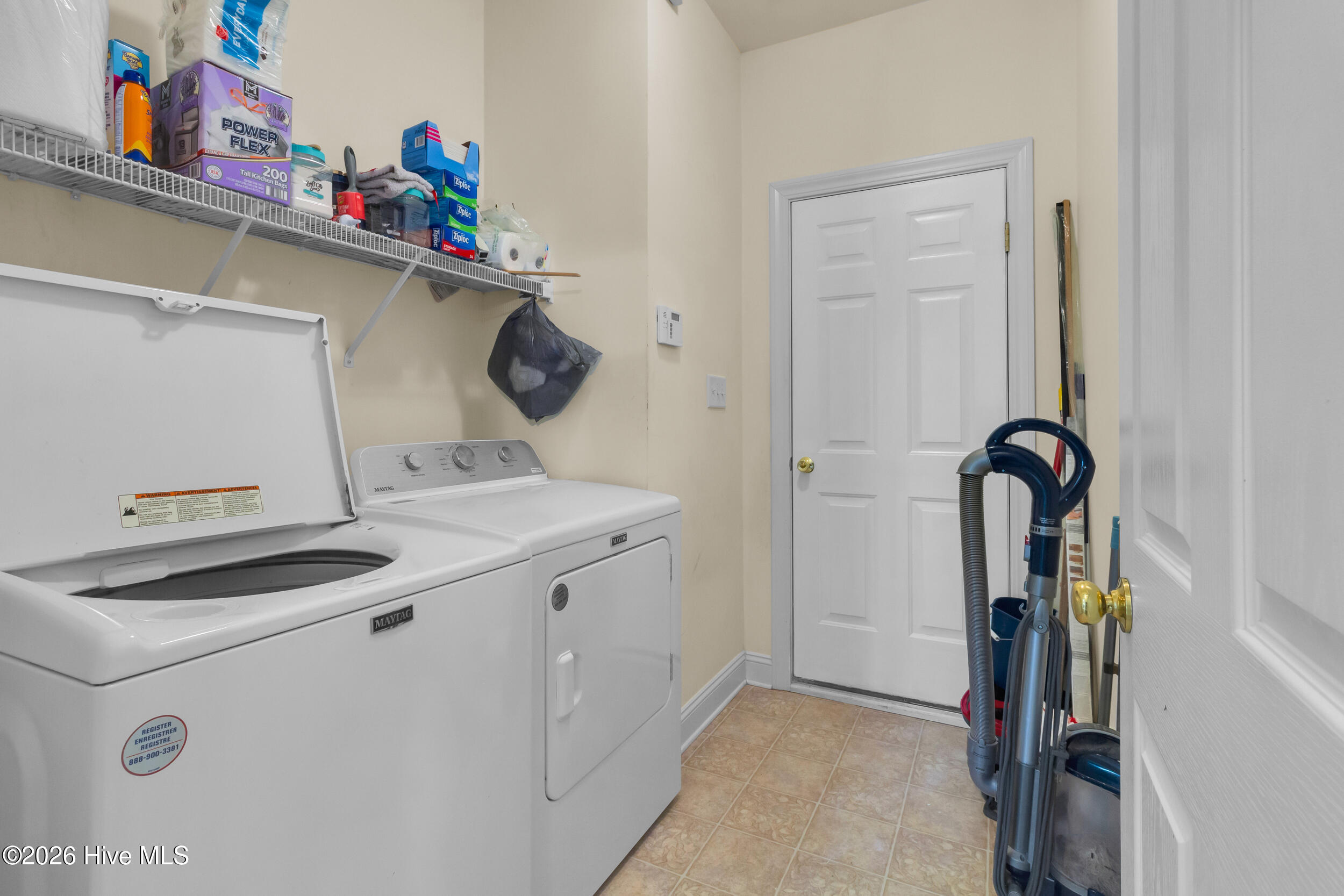 100569291 | Photo 14