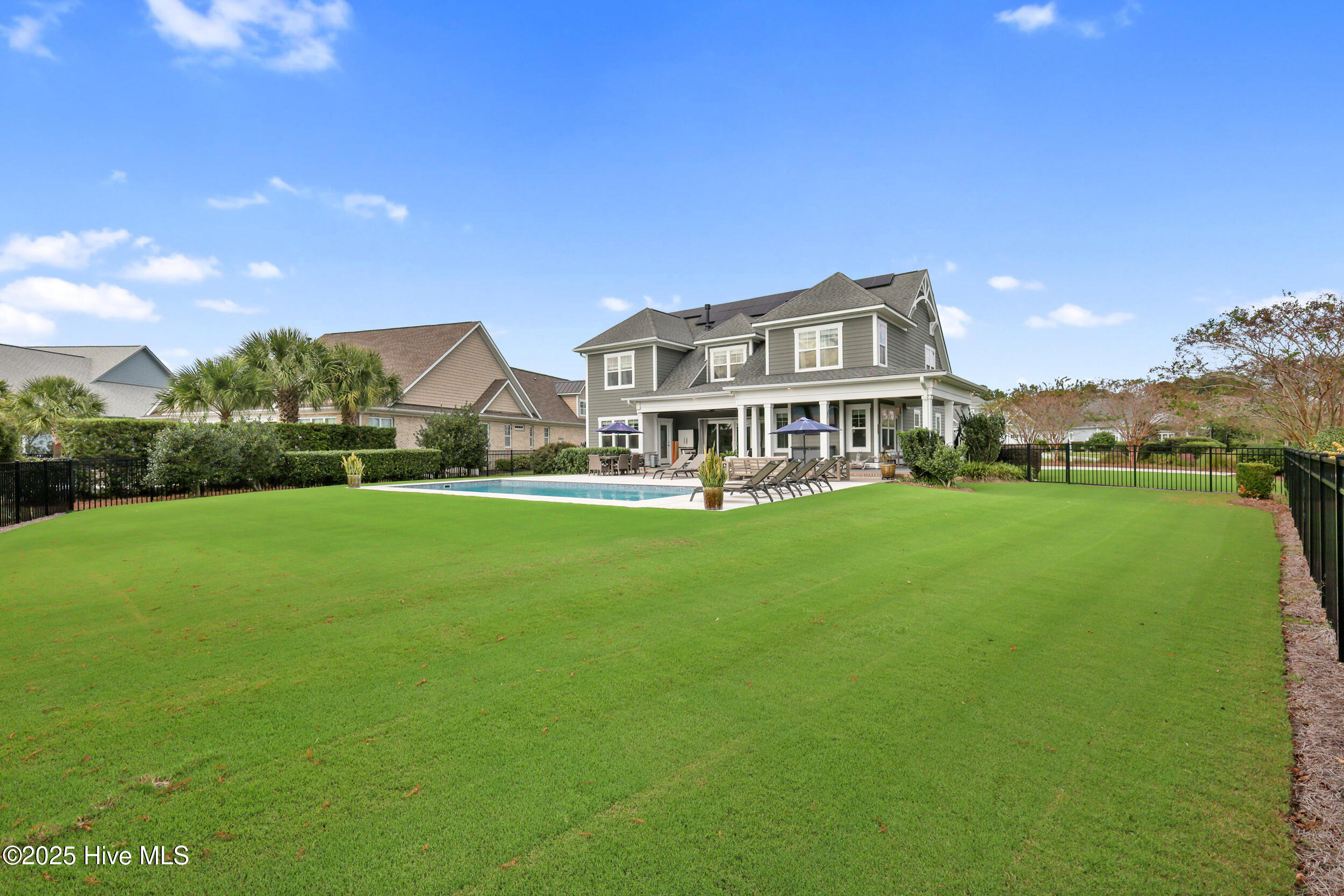 100536655 | Photo 66