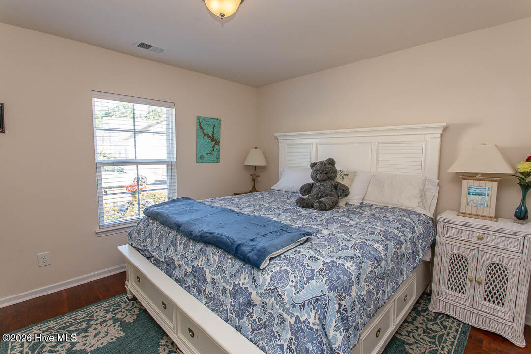 100554987 | Photo 27