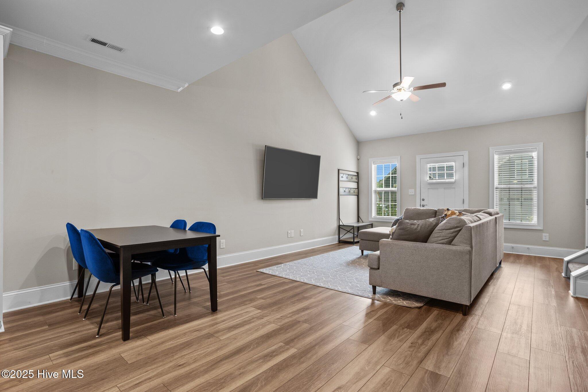 15-web-or-mls-707A8410