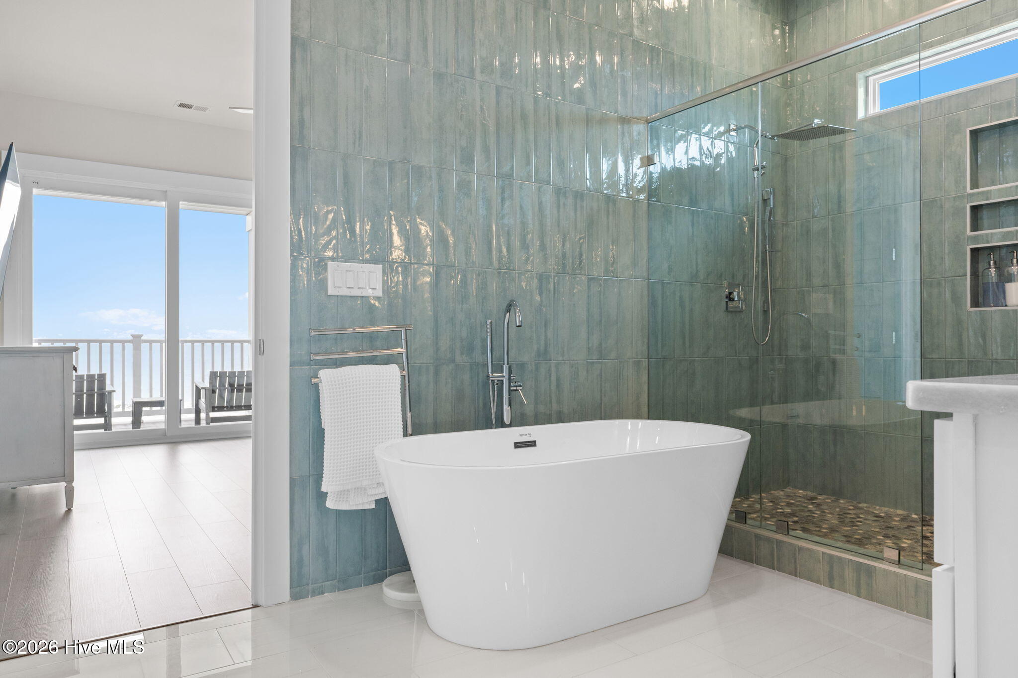 100559556 | Photo 16