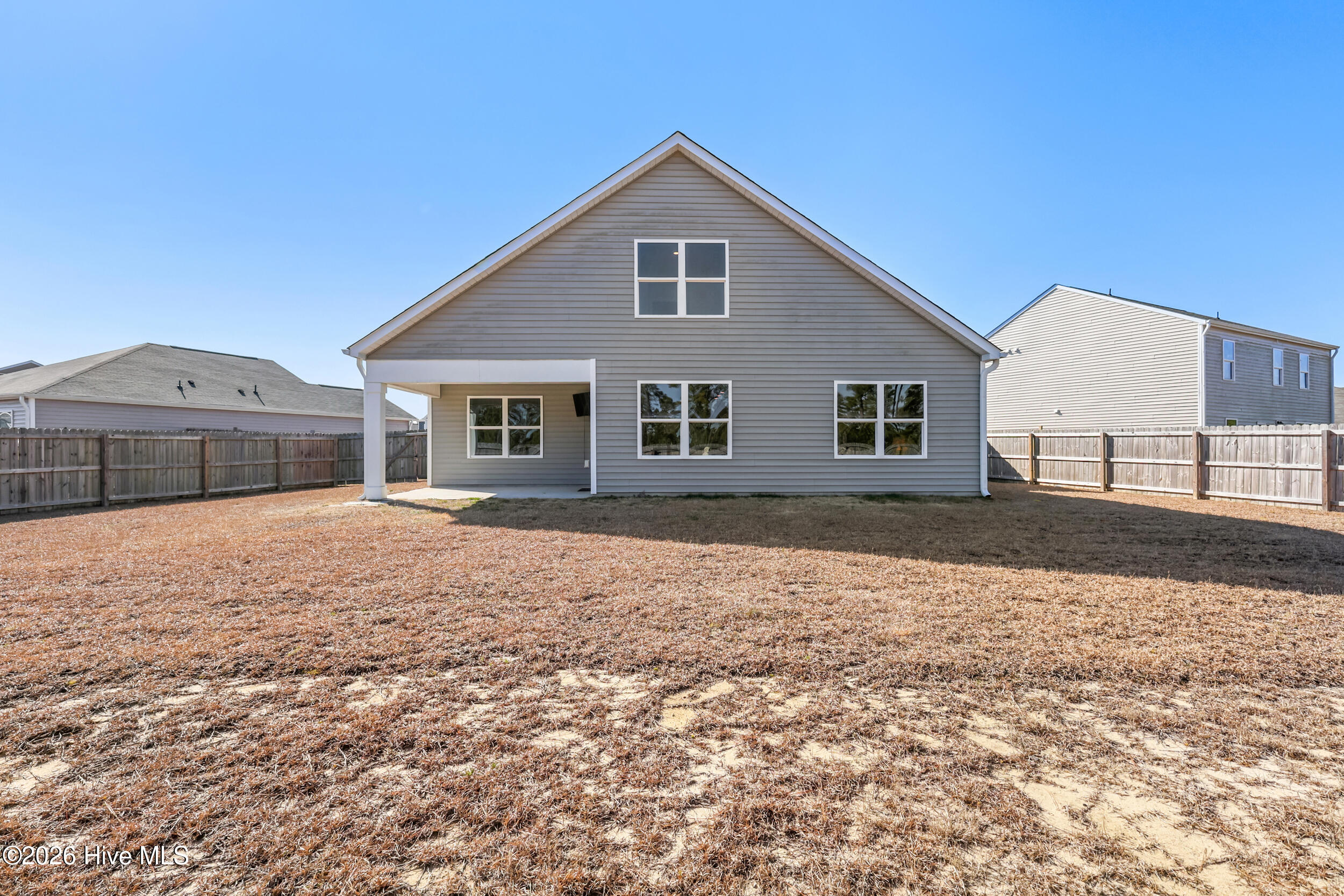 100554034 | Photo 30