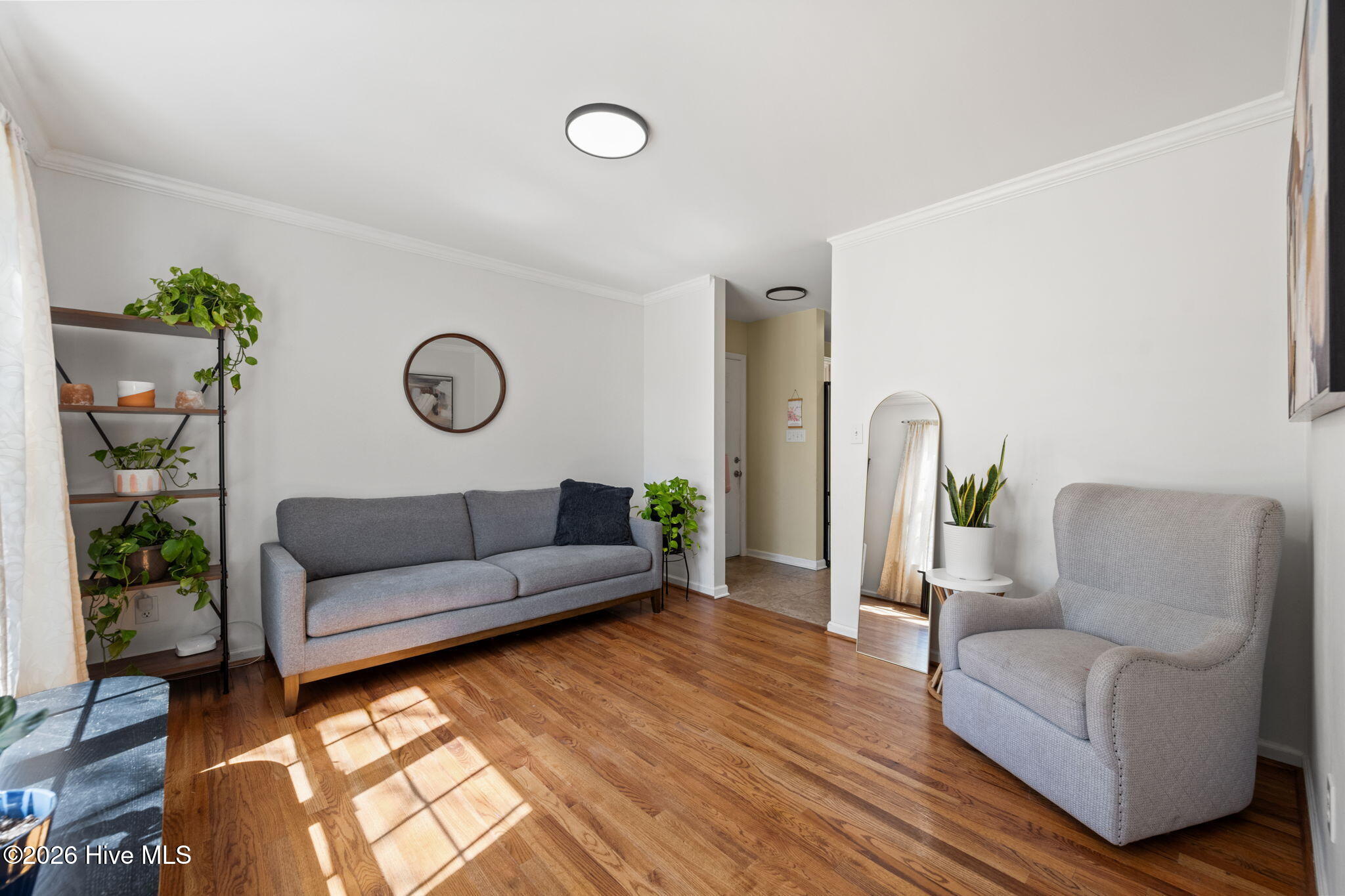 100561787 | Photo 21