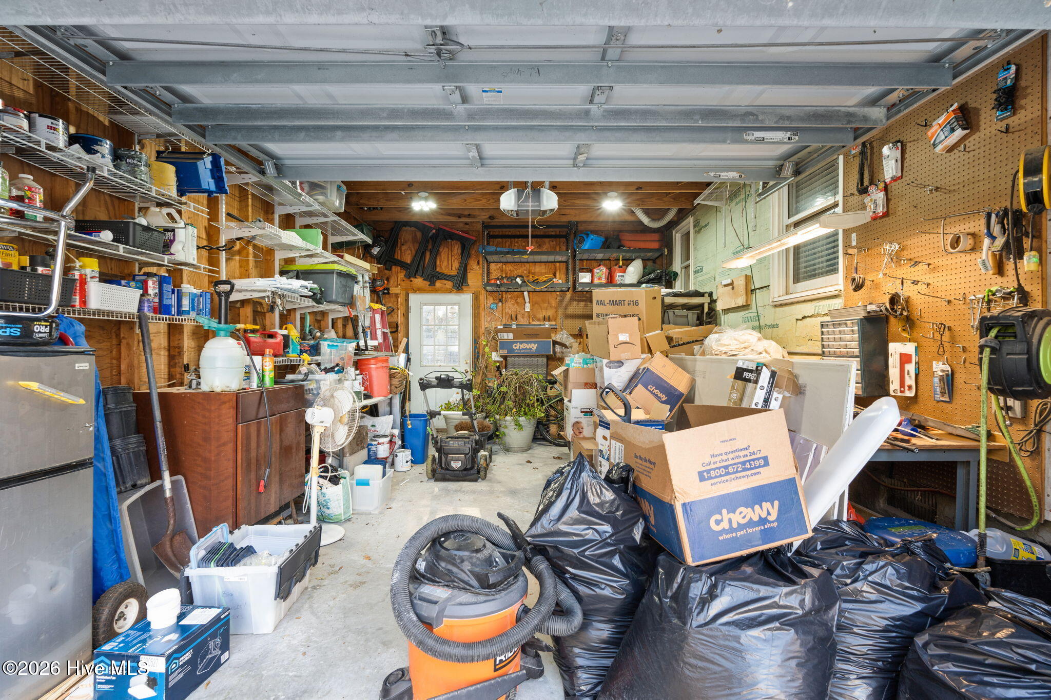 100562881 | Photo 41