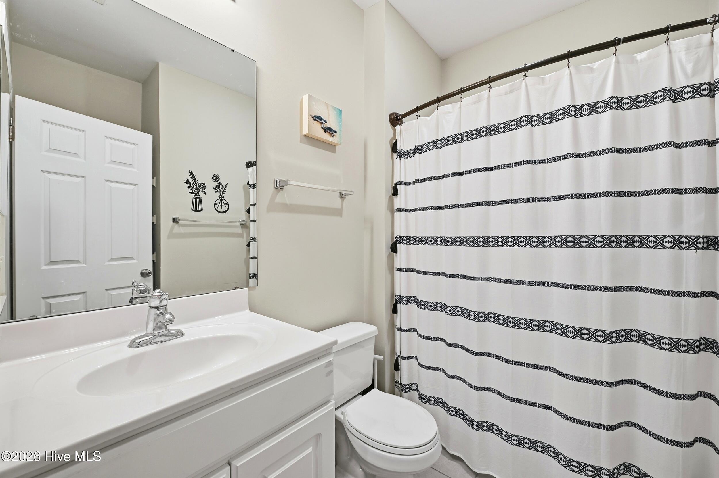 100553296 | Photo 20