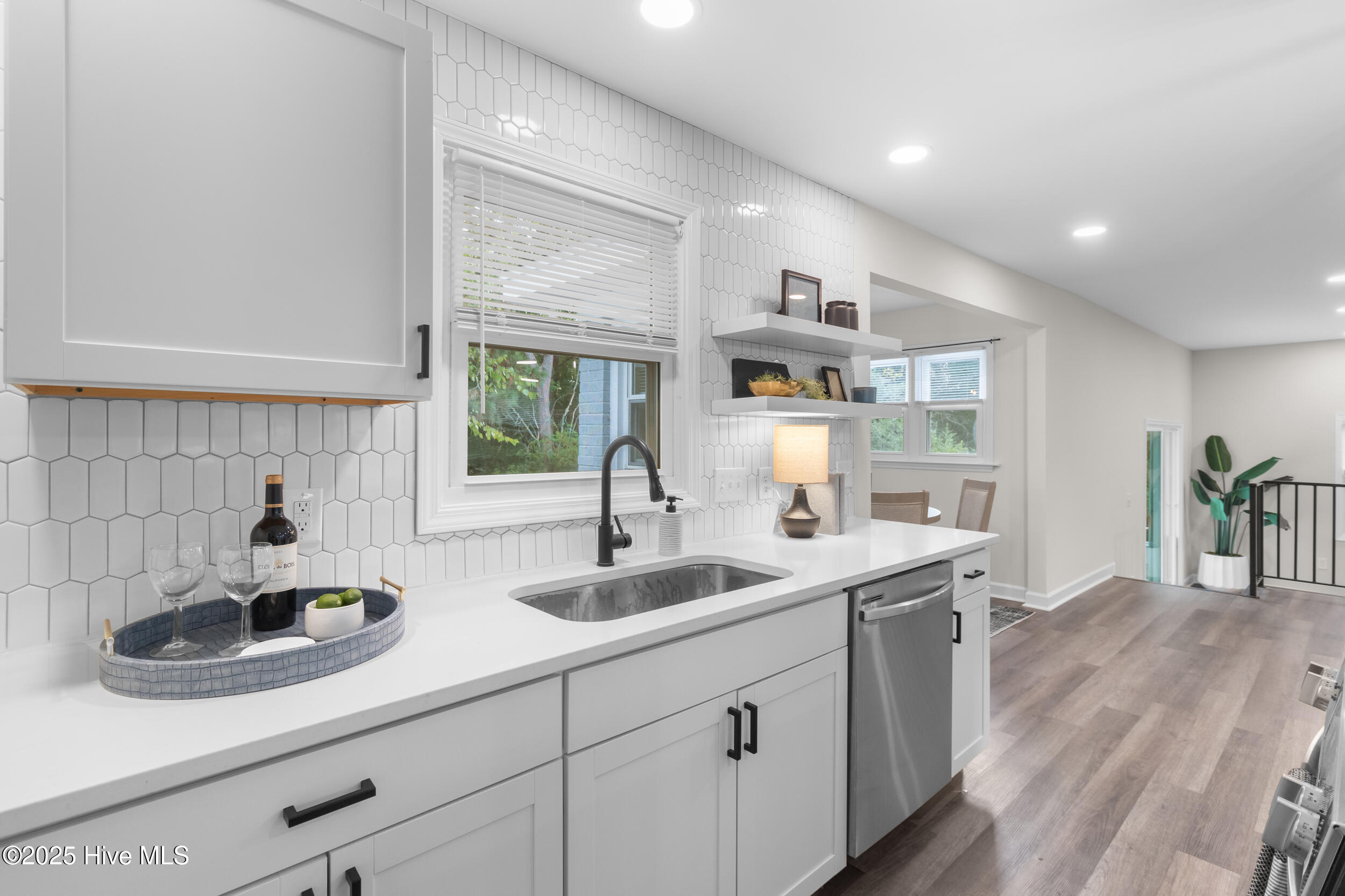 100534171 | Photo 10