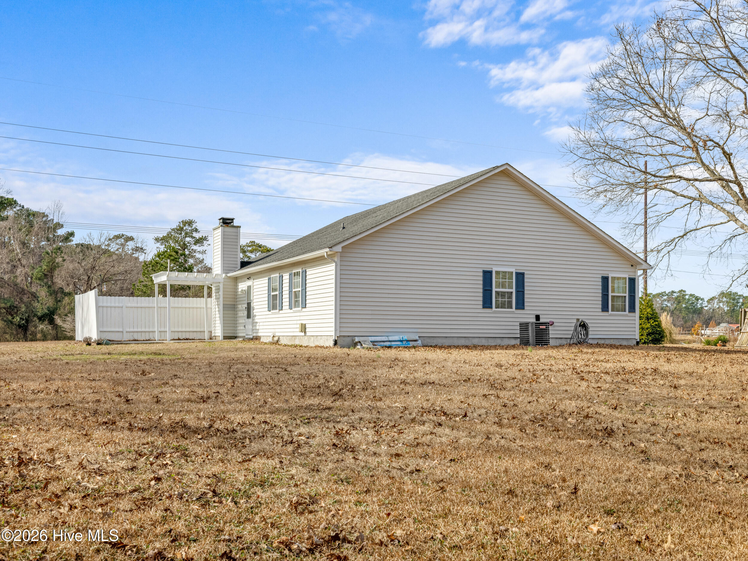 100550311 | Photo 33