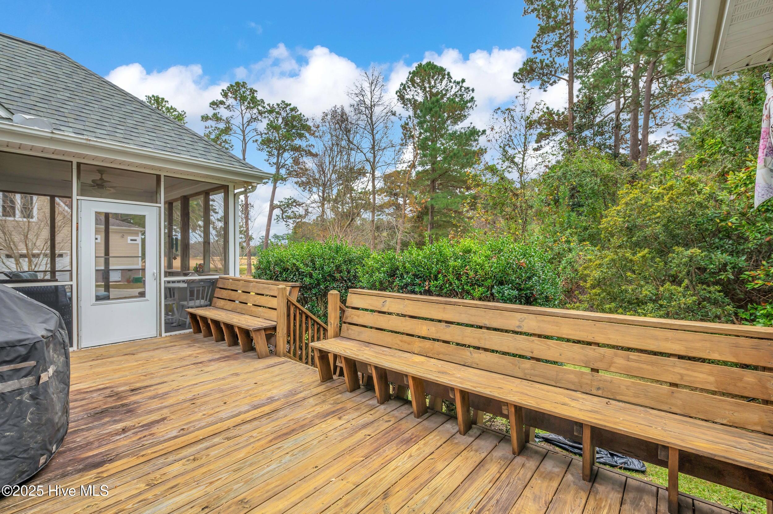 100542764 | Photo 41