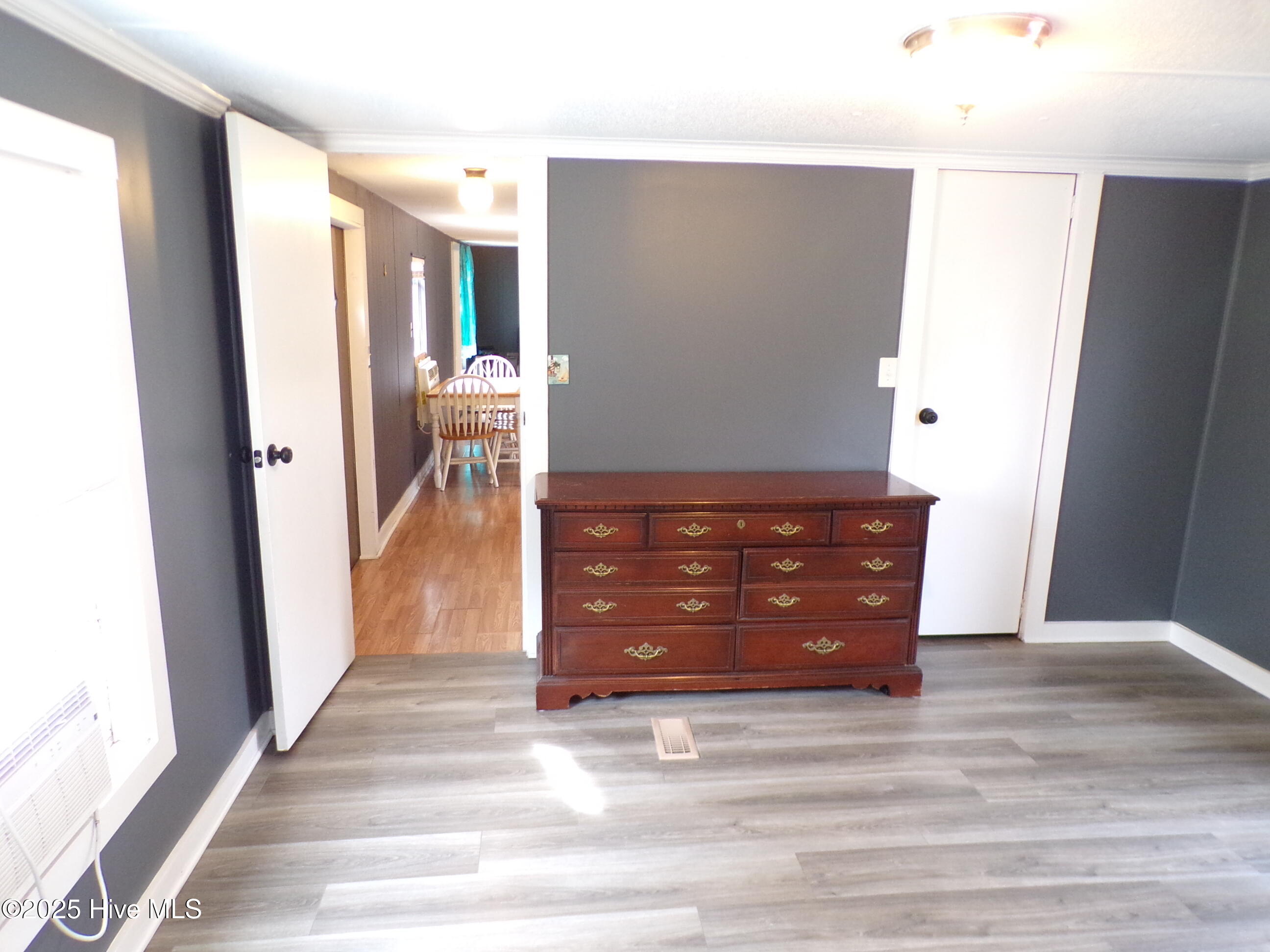 100546190 | Photo 10