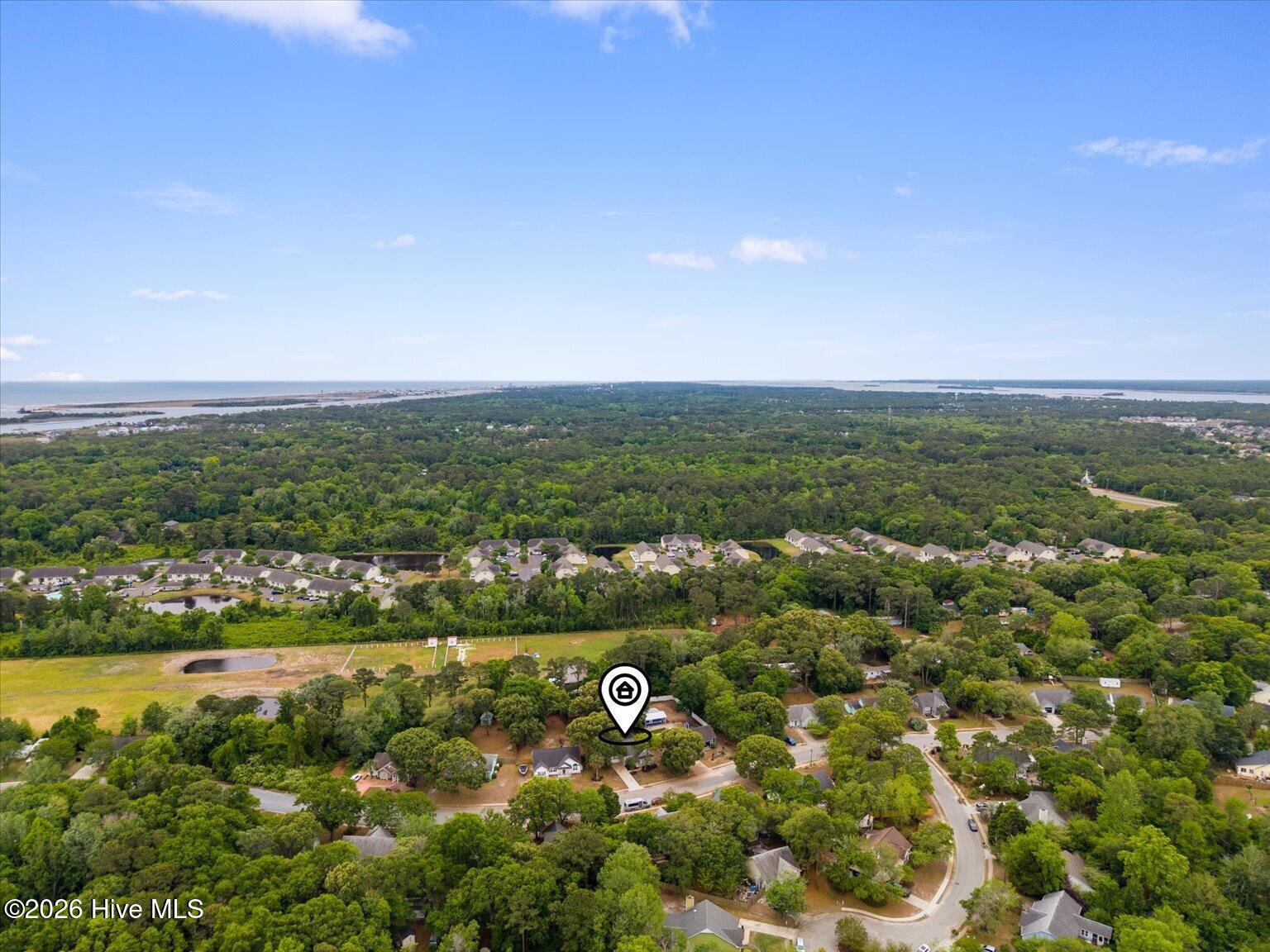 100570357 | Photo 43