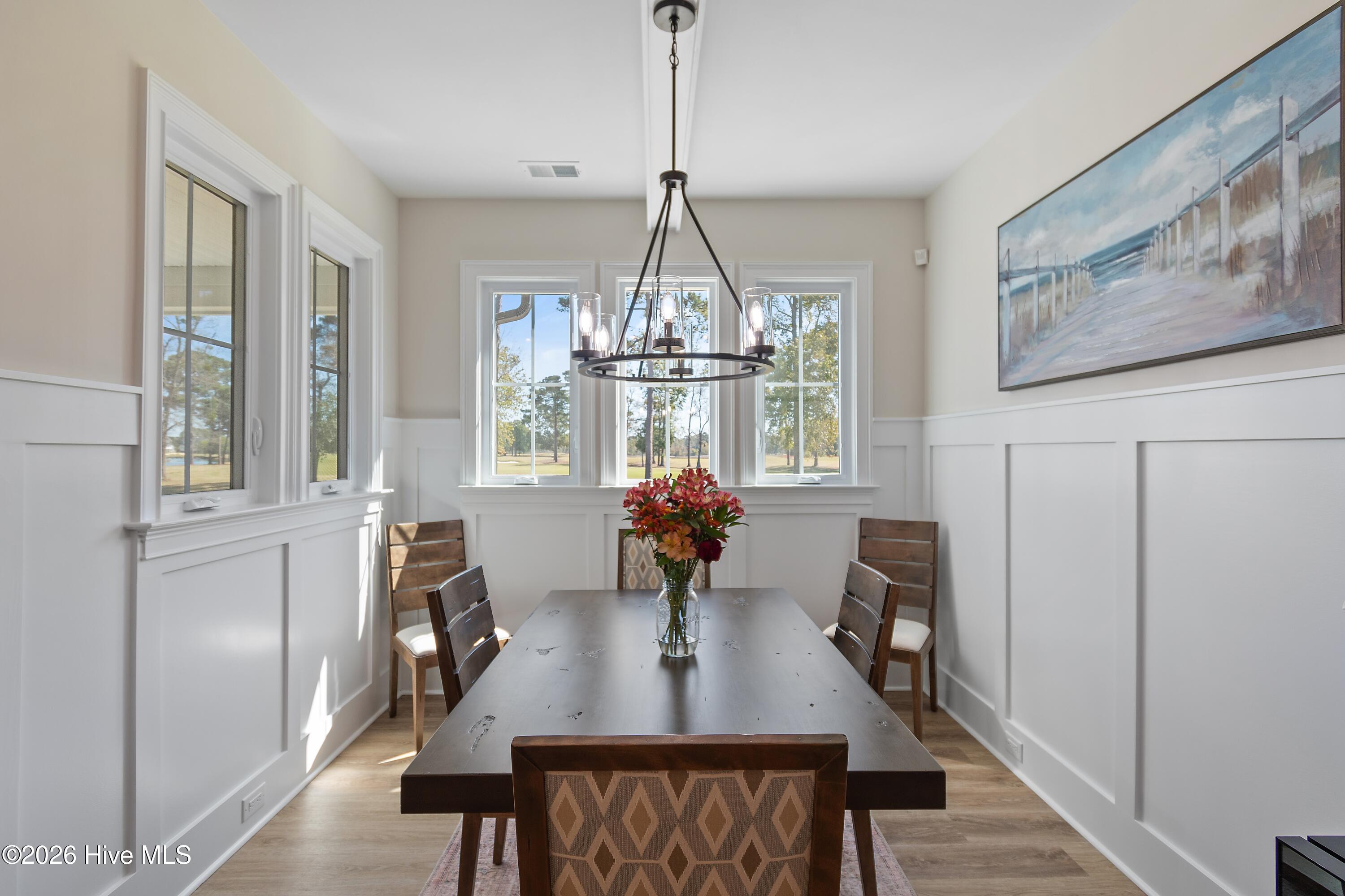 100554394 | Photo 24