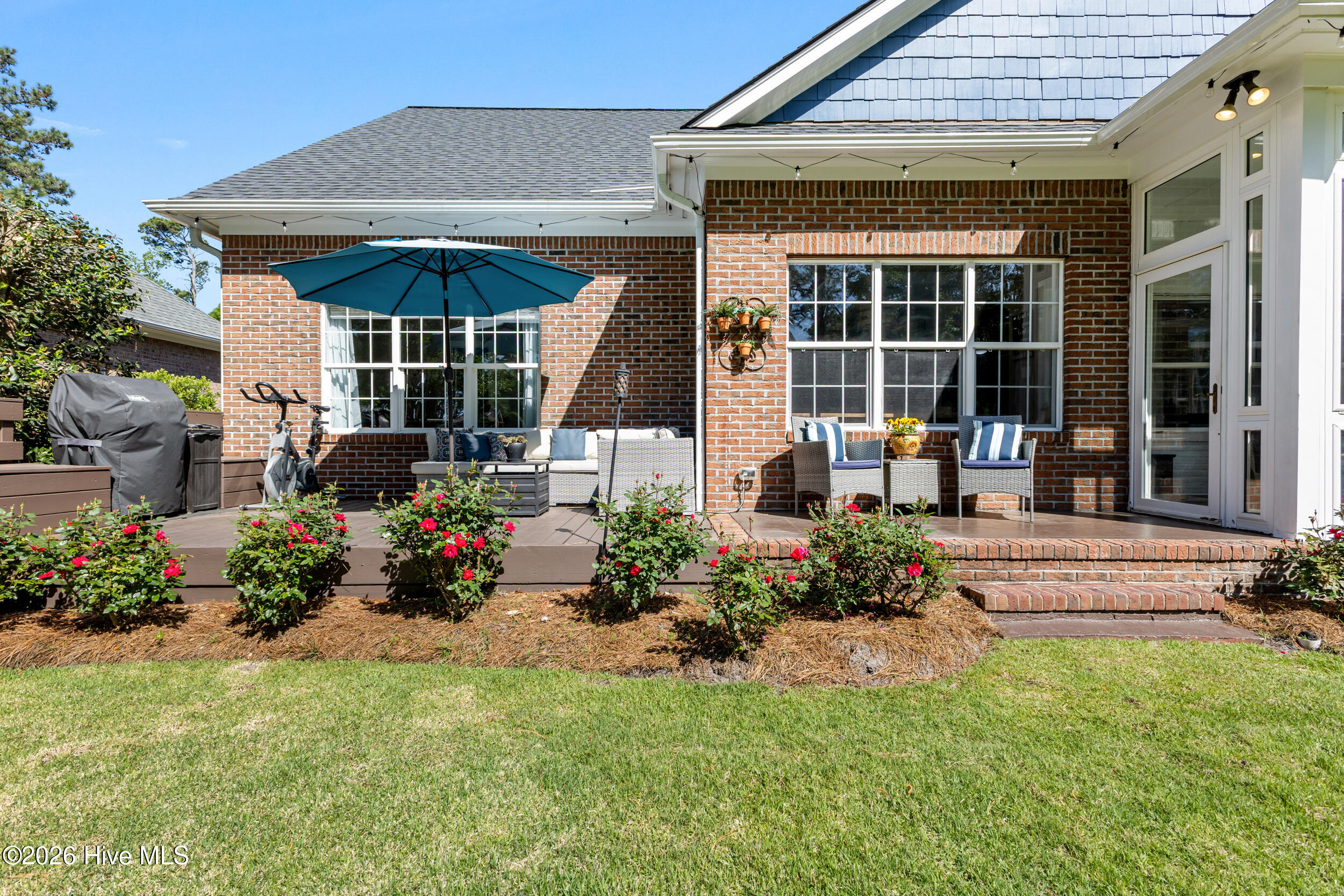 100569489 | Photo 46