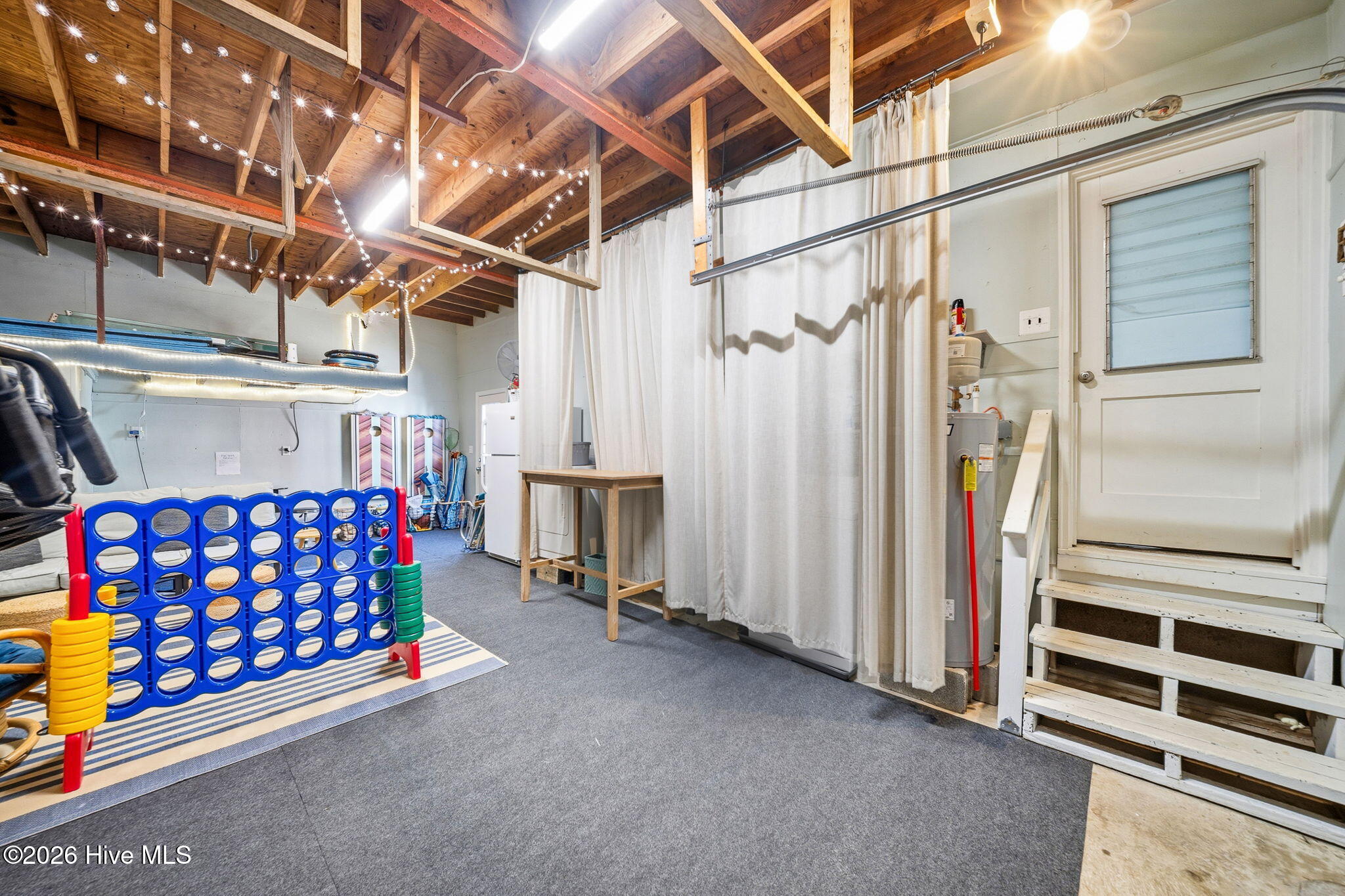 100569125 | Photo 52