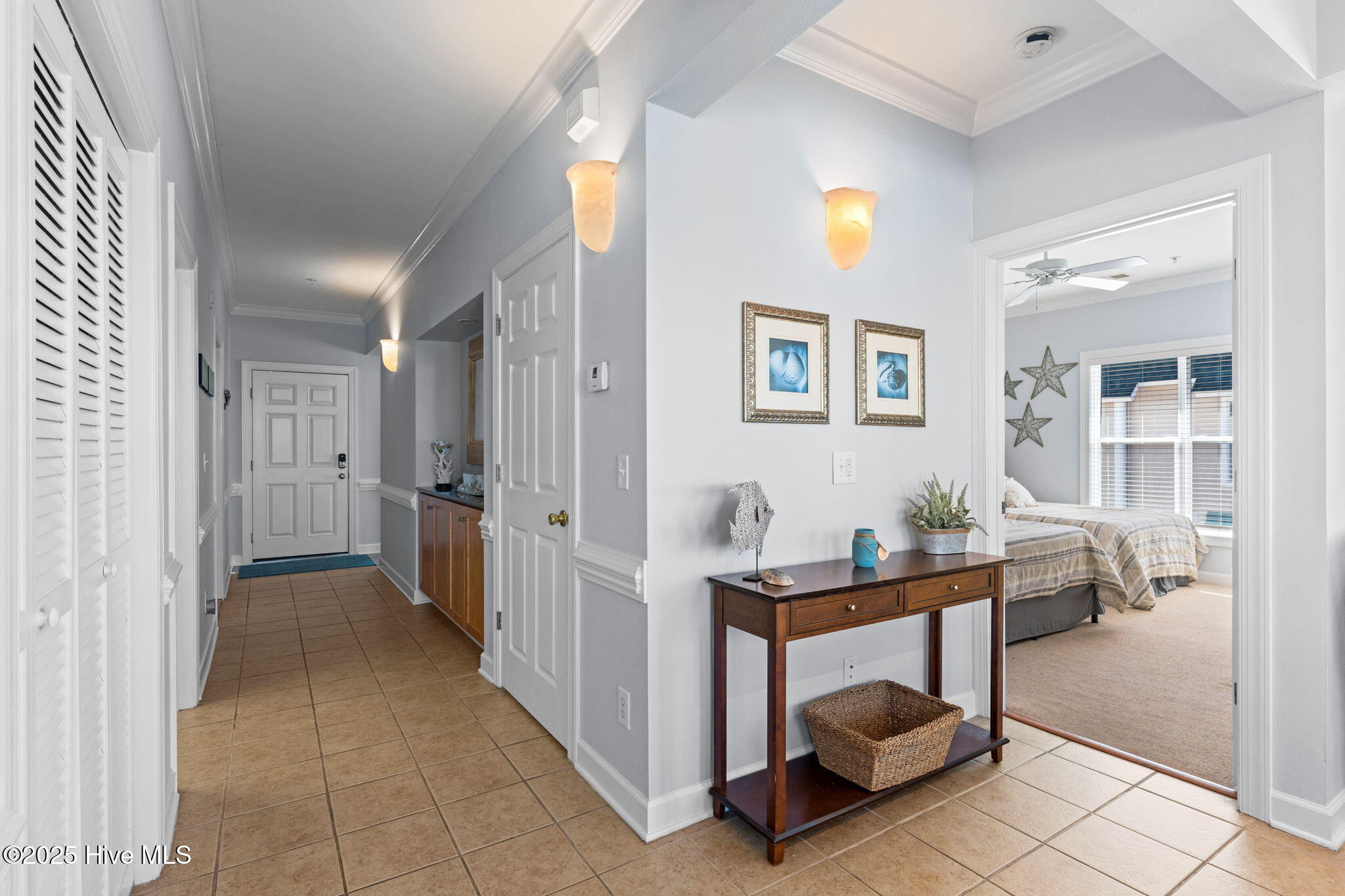 100536833 | Photo 19