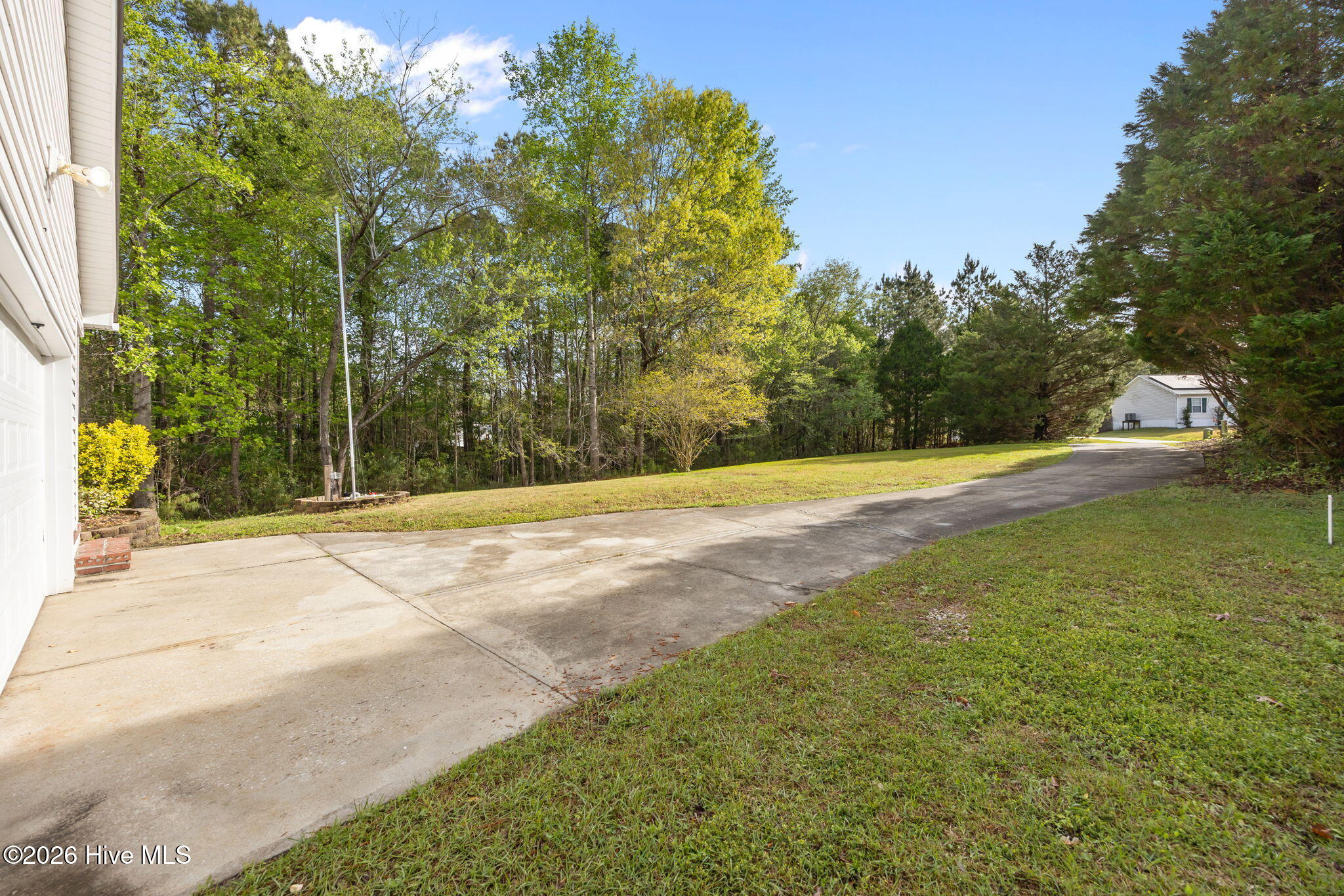 100565489 | Photo 44