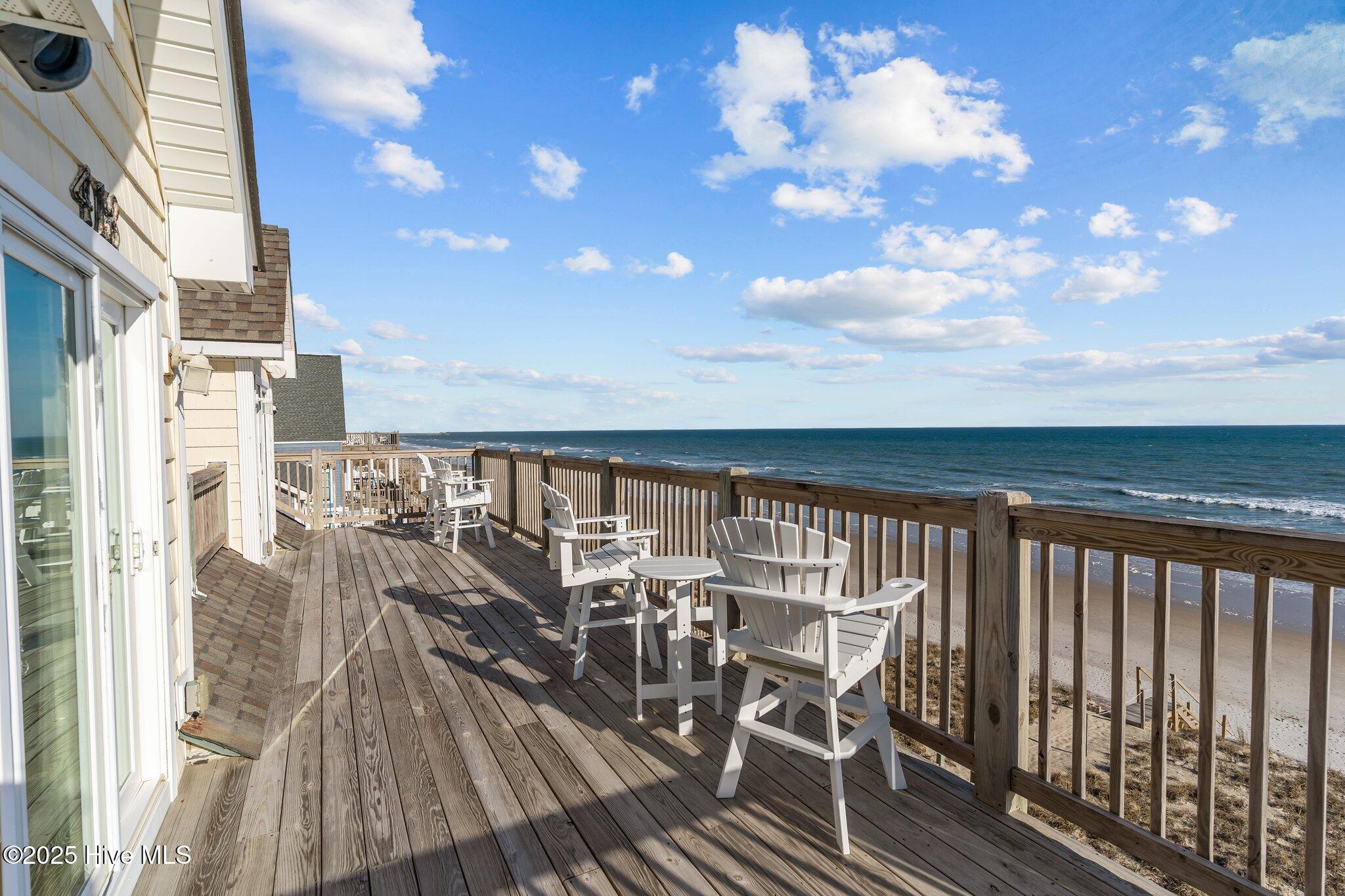 100539376 | Photo 57