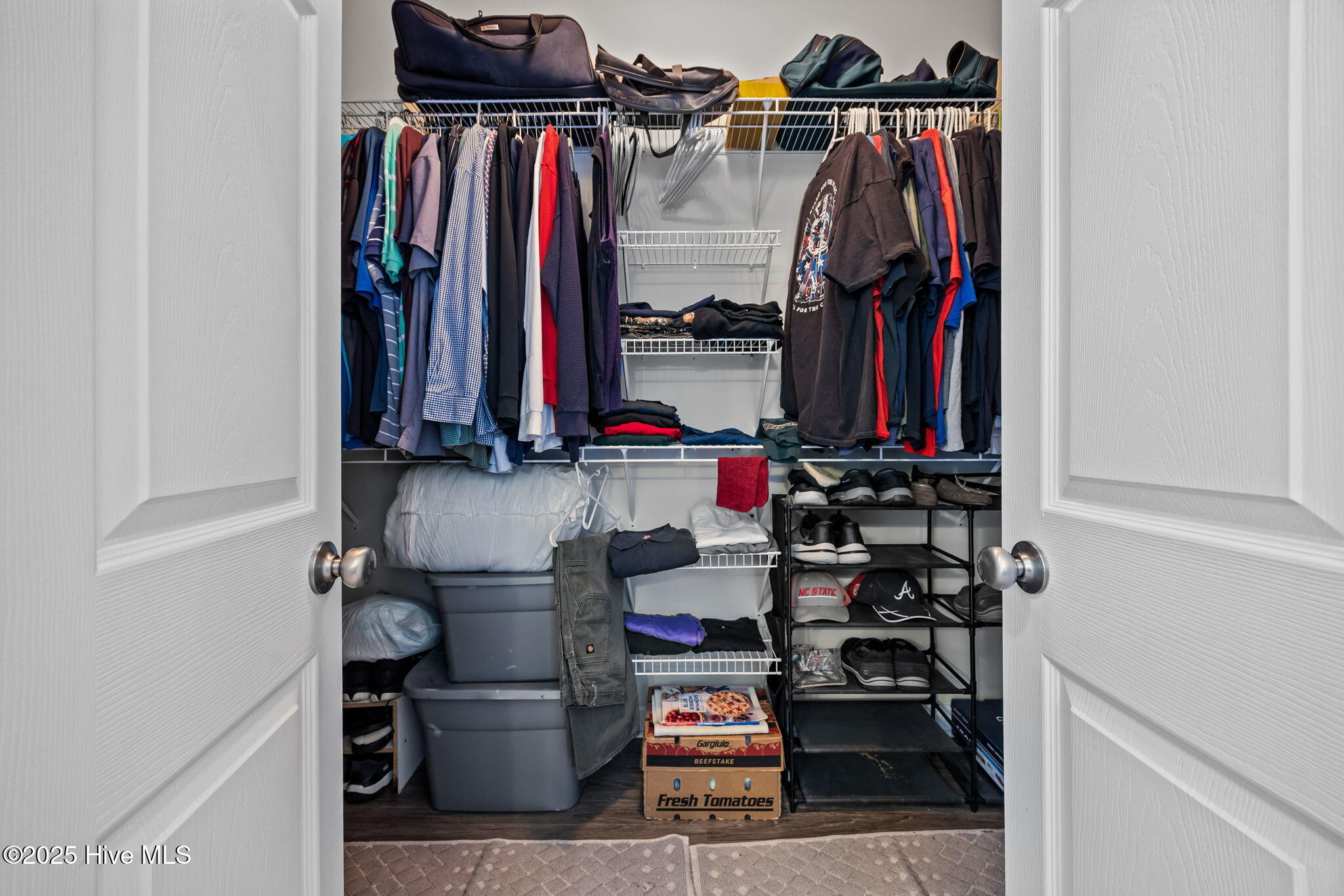 100532317 | Photo 18