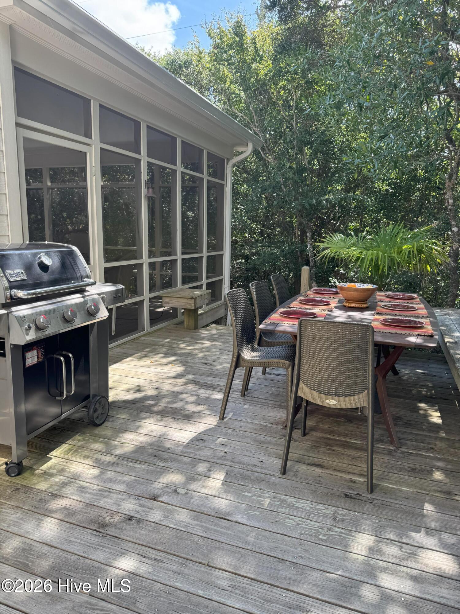 573 Coral Ridge Road,Pine Knoll Shores