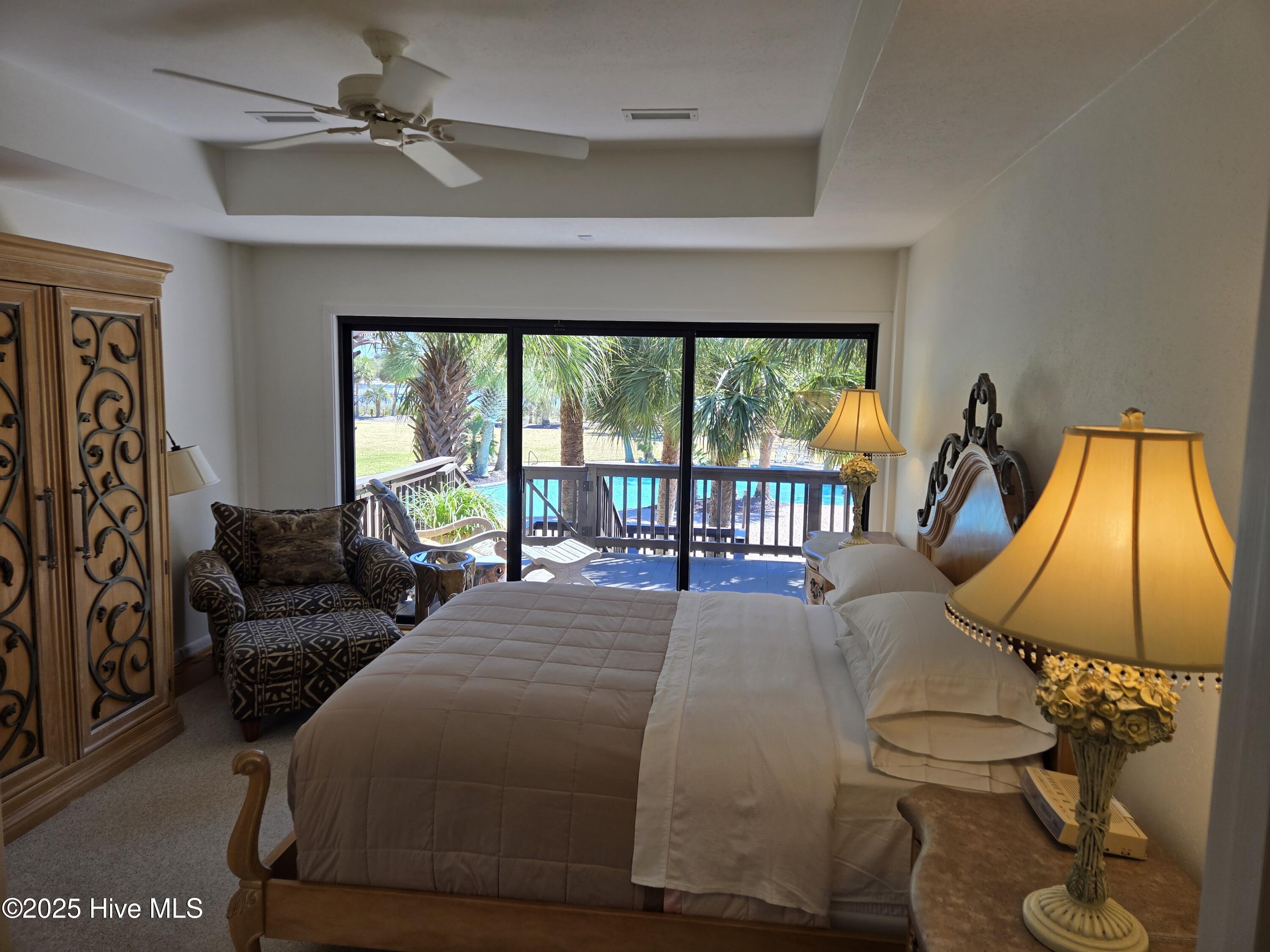 100463801 | Photo 59