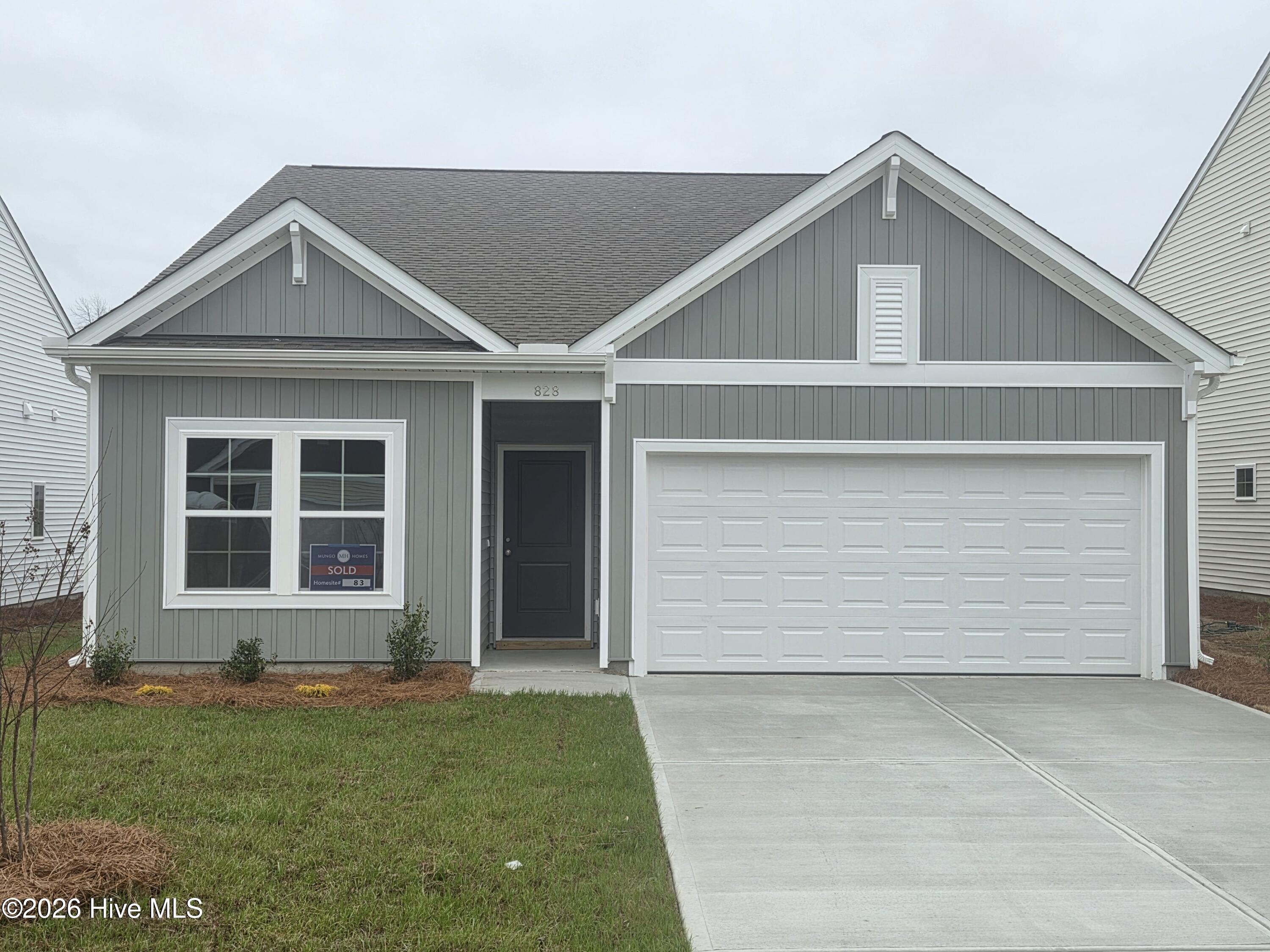 304 Lakeview Court, Sneads Ferry, NC, 28460