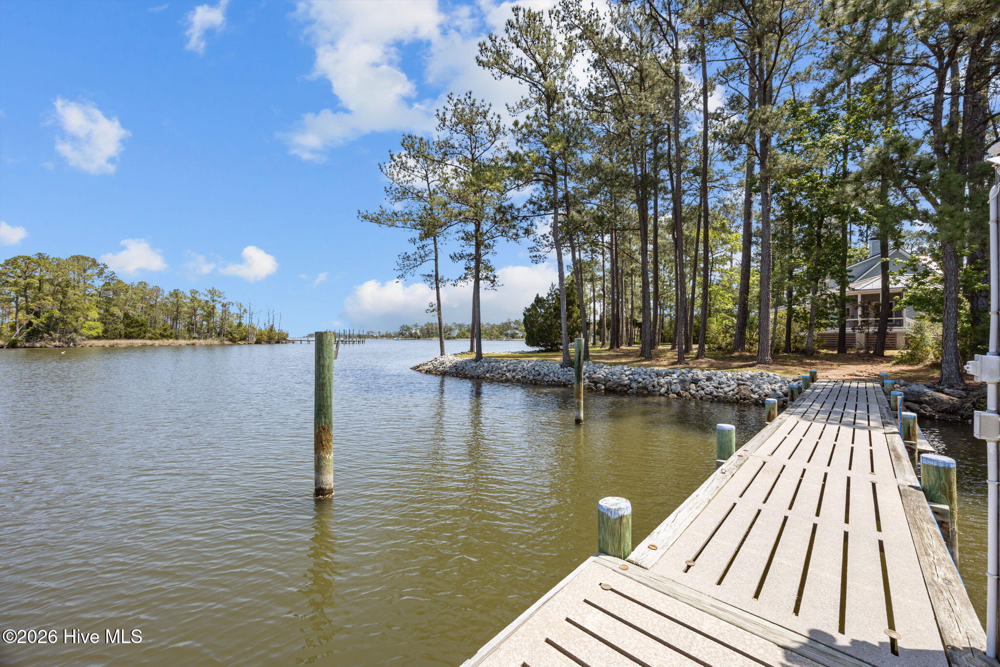 651 Quail Road,Merritt