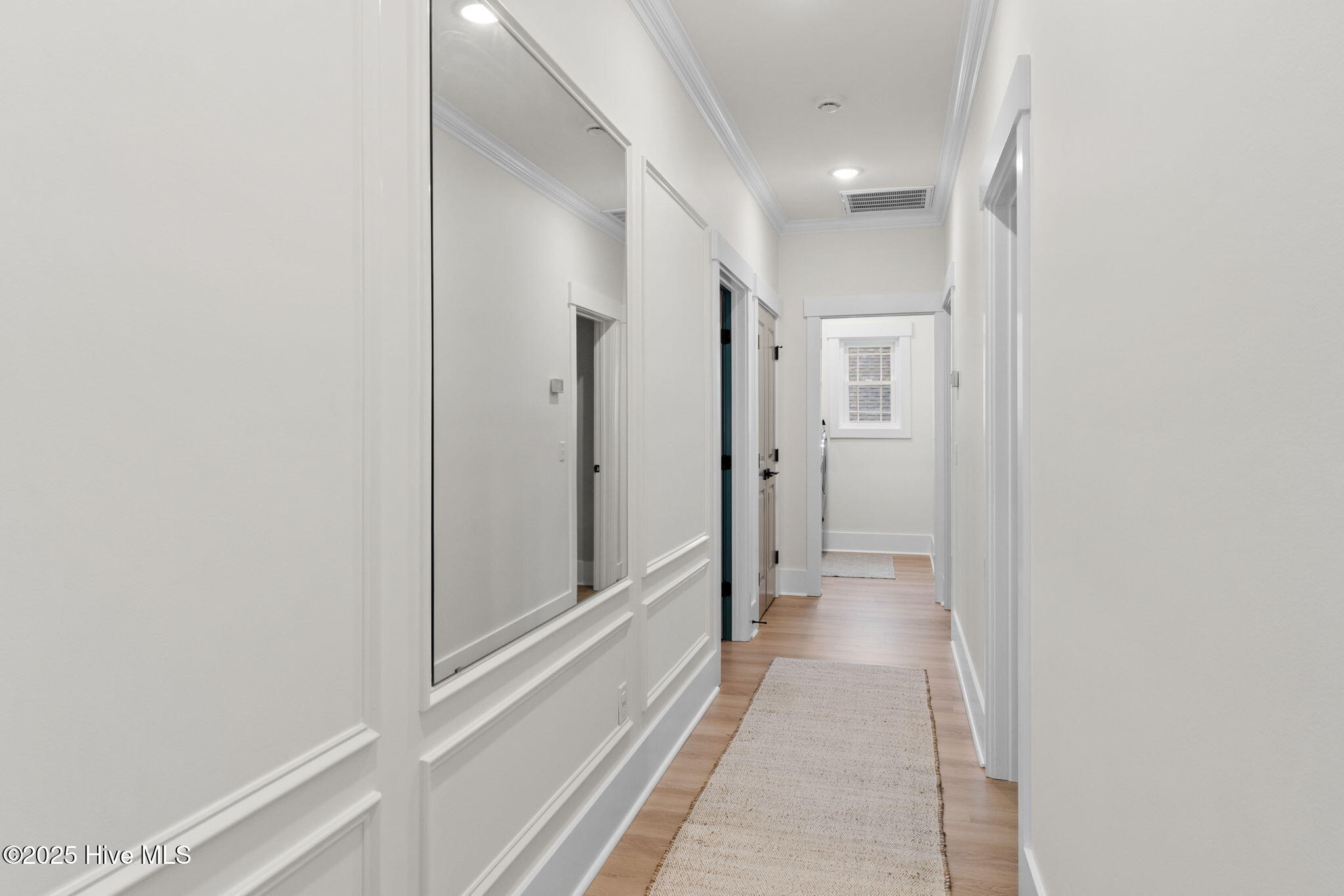 100559638 | Photo 49