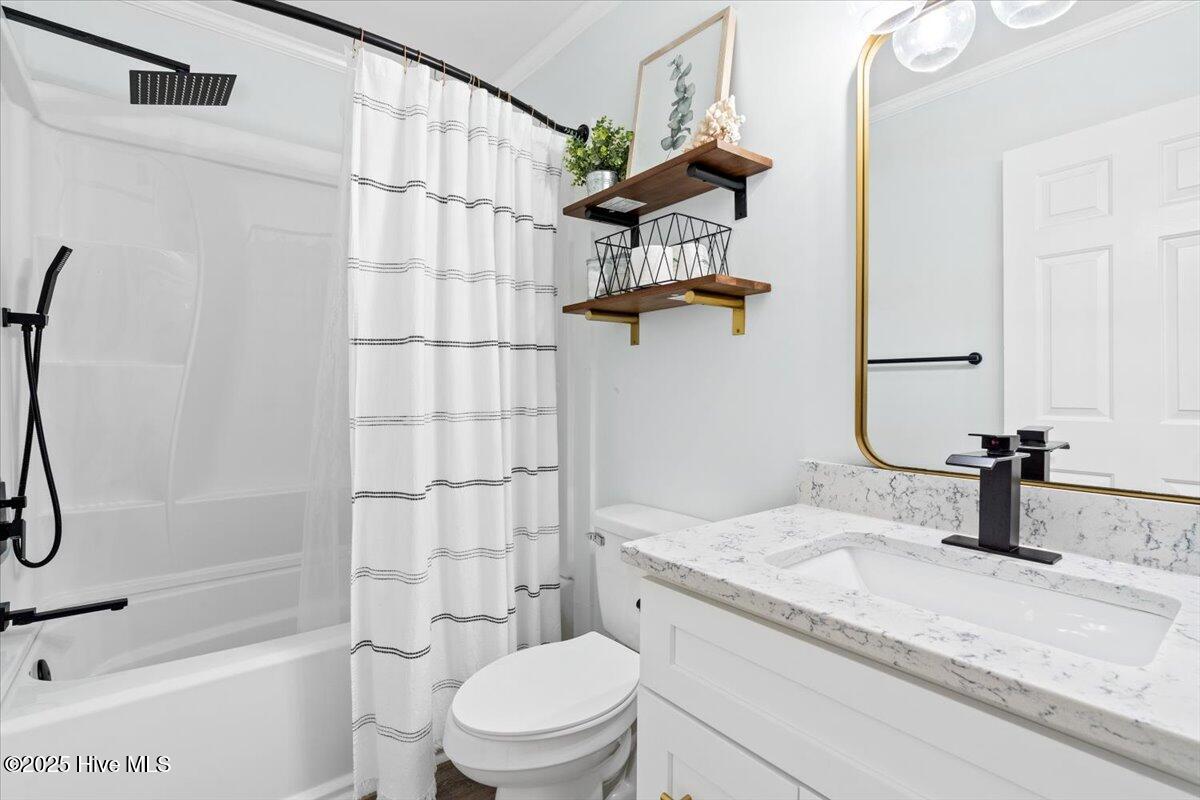 100541423 | Photo 22