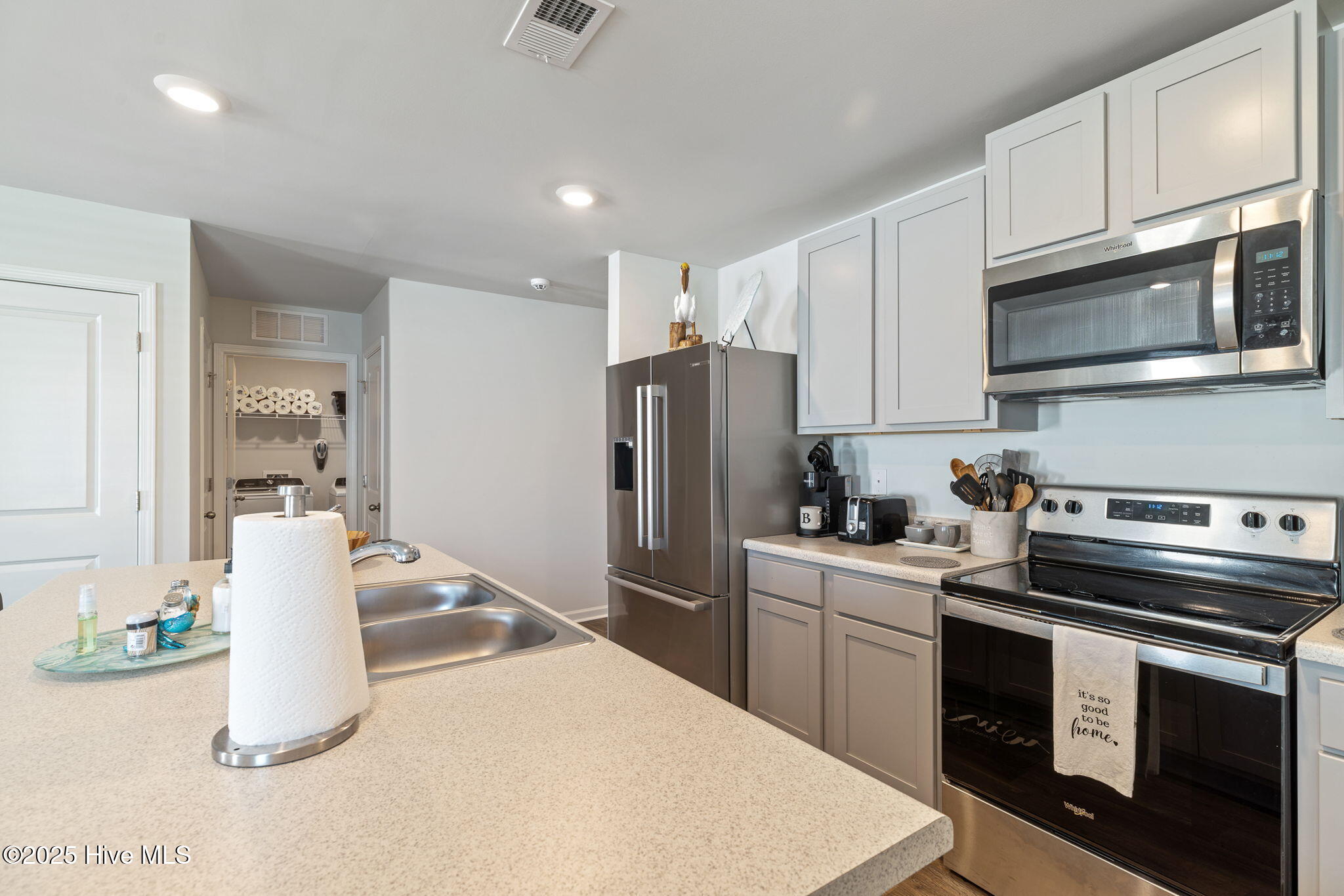 100531495 | Photo 10