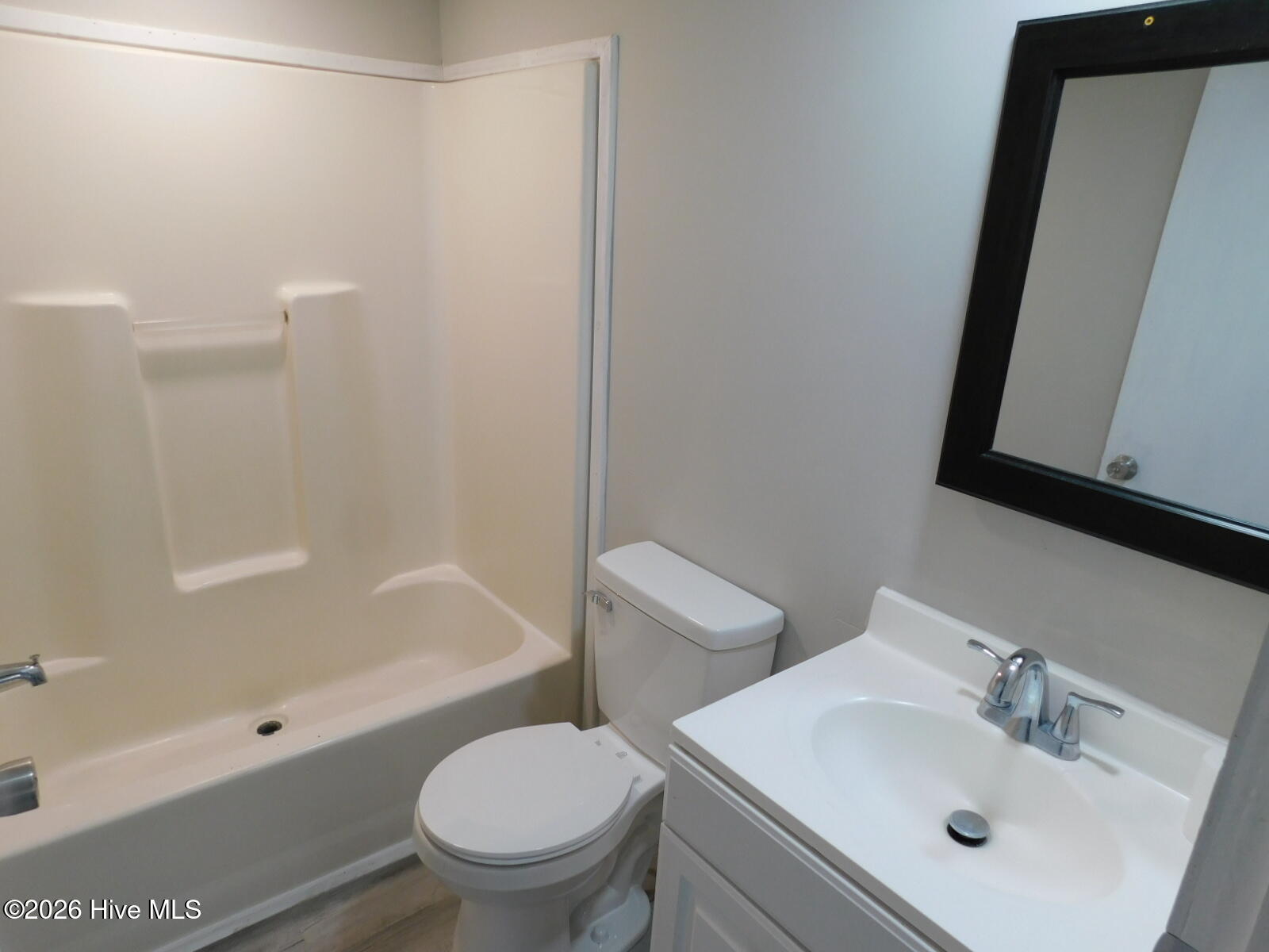 Homes for sale in Kinston, NC | 660 Seashell Dr, Kinston, NC 28504 | MLS# 100548047