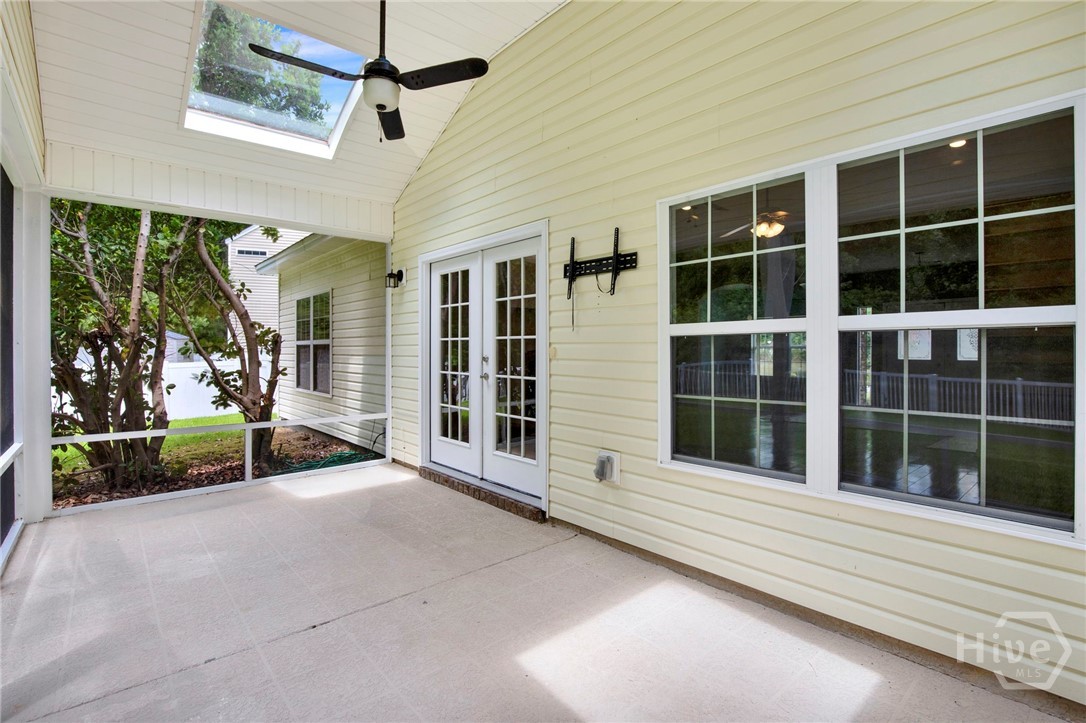 504 Amsonia Circle