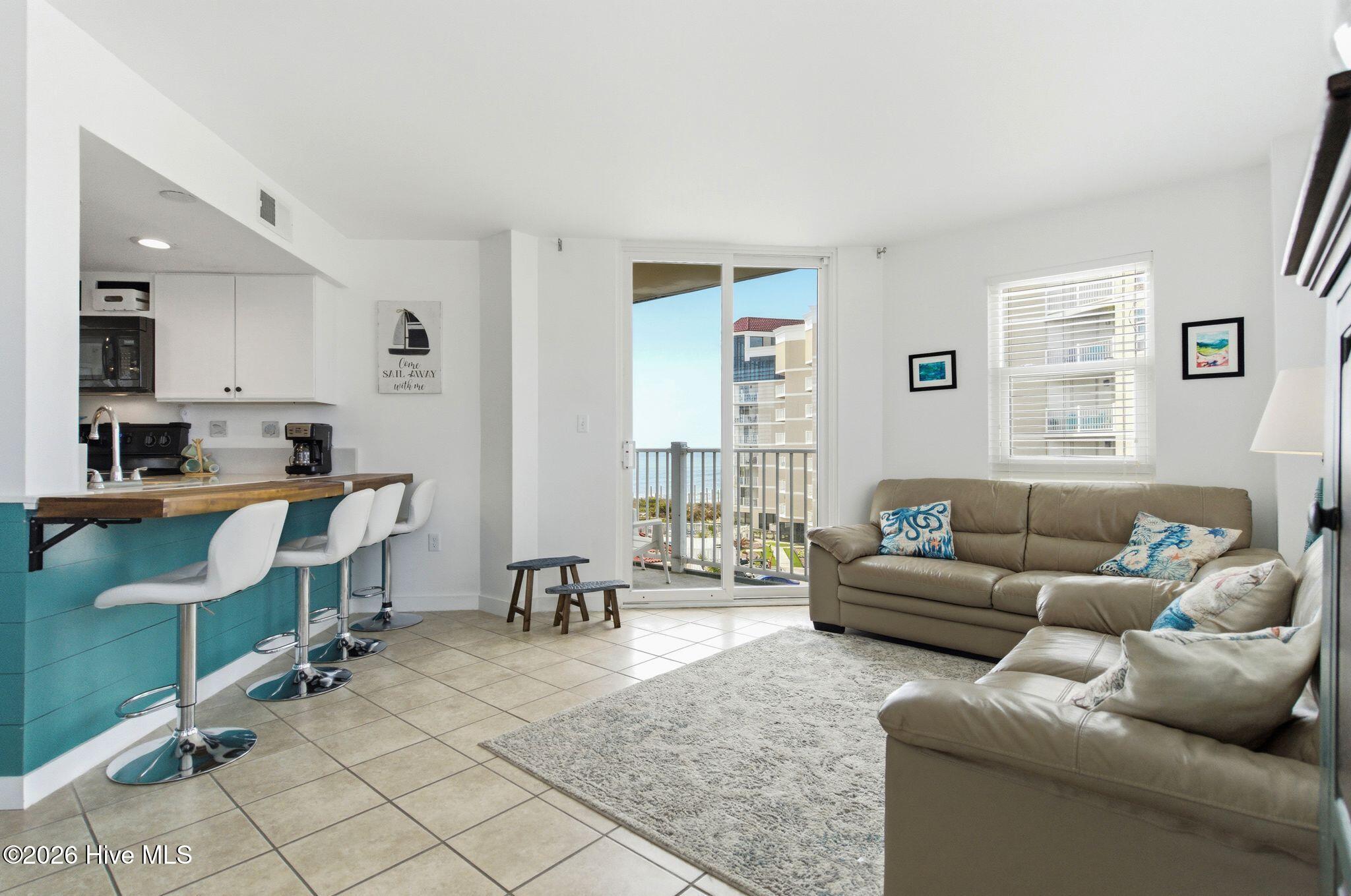 100564198 | Photo 16