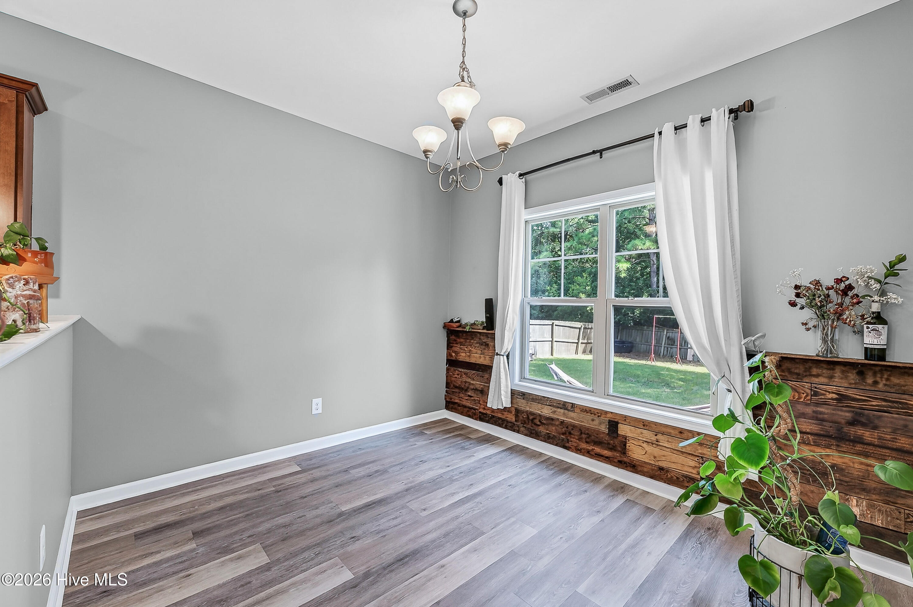 413 Peppermint Drive,Hubert