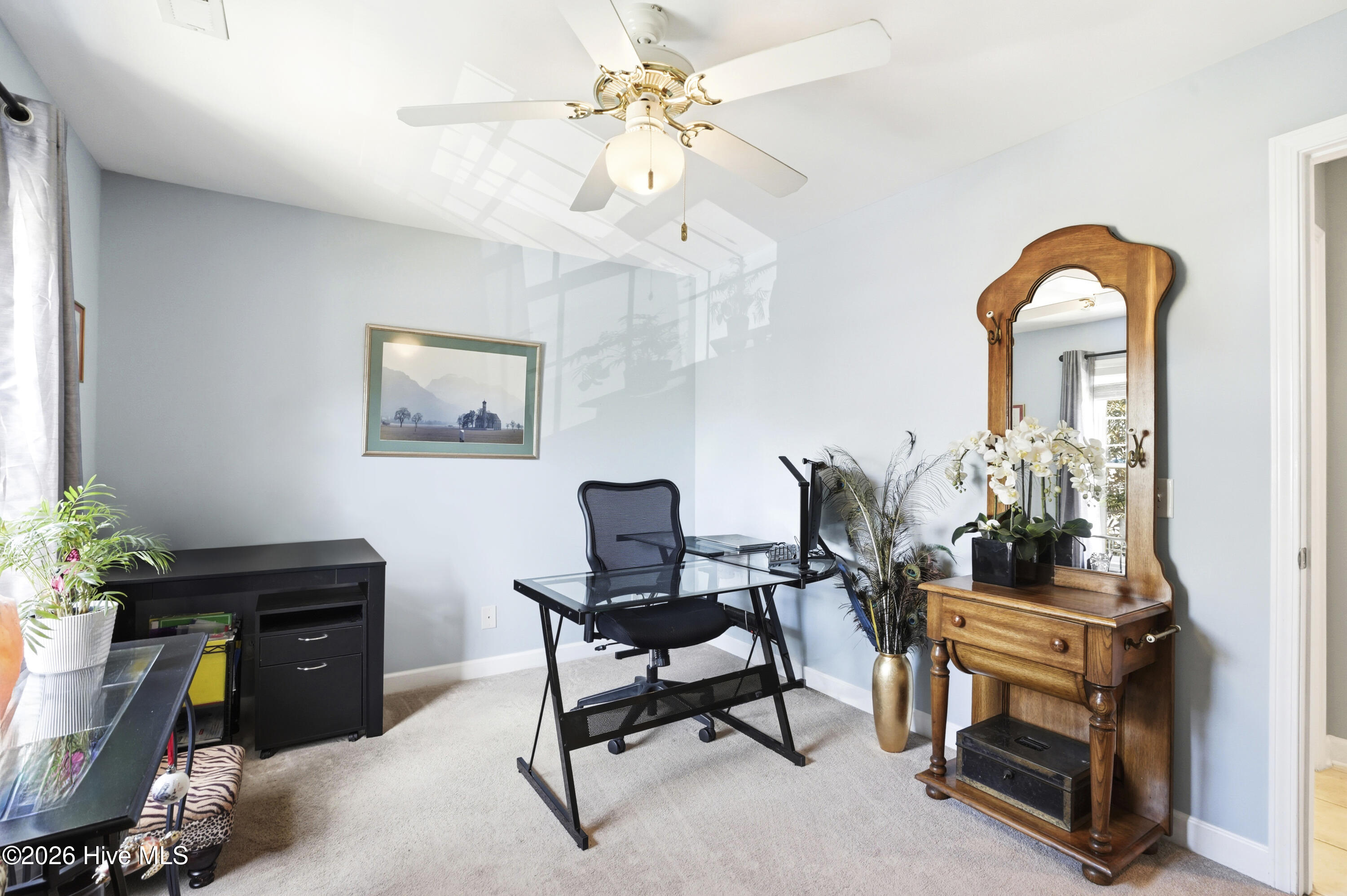 100564419 | Photo 30