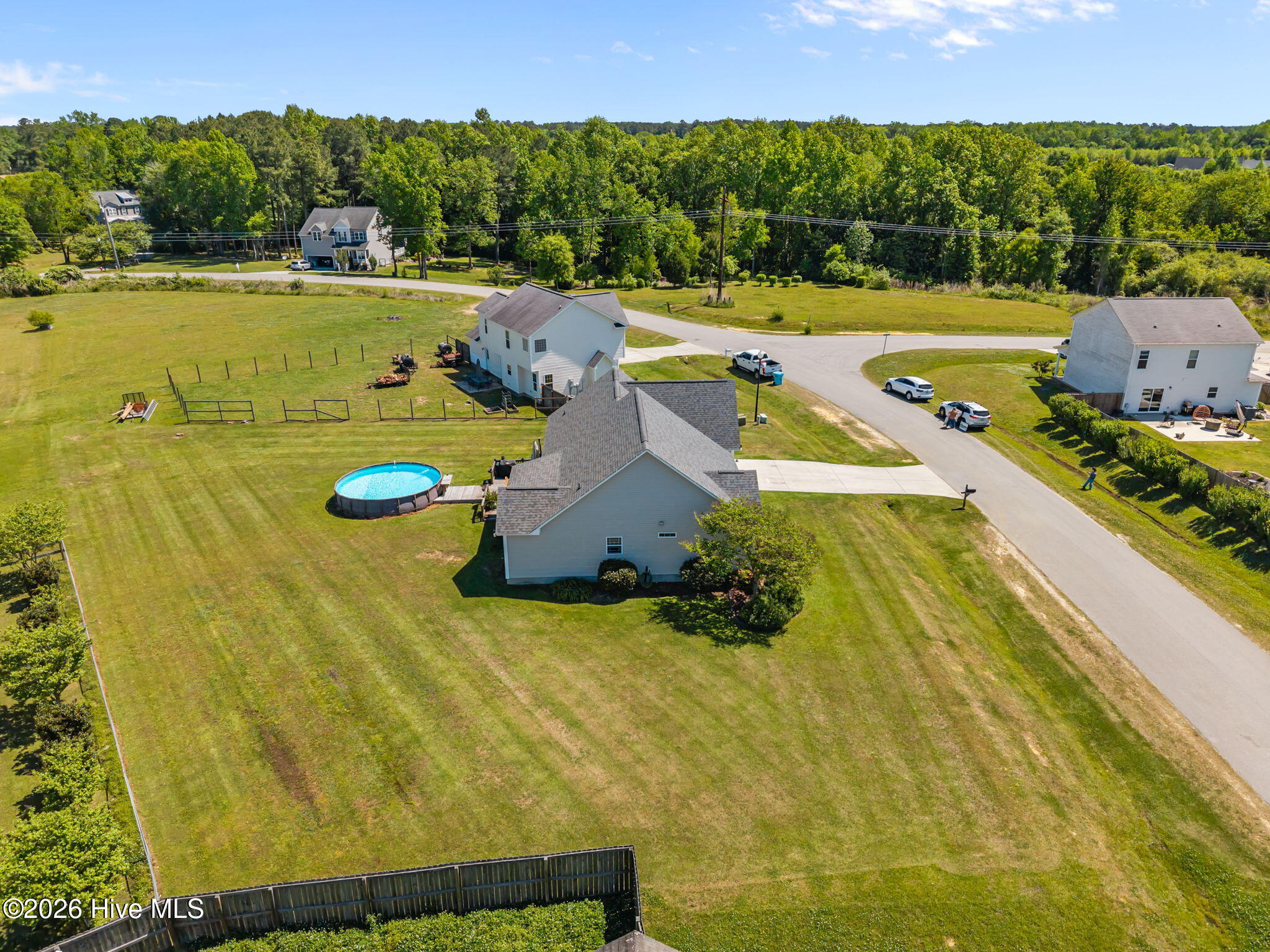 100567595 | Photo 30