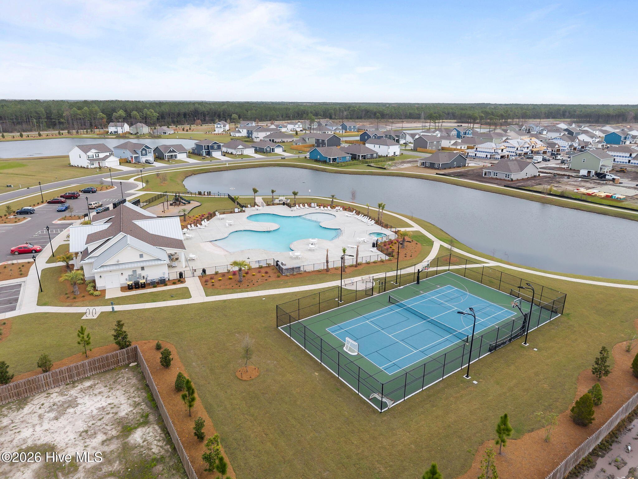 100558929 | Photo 60