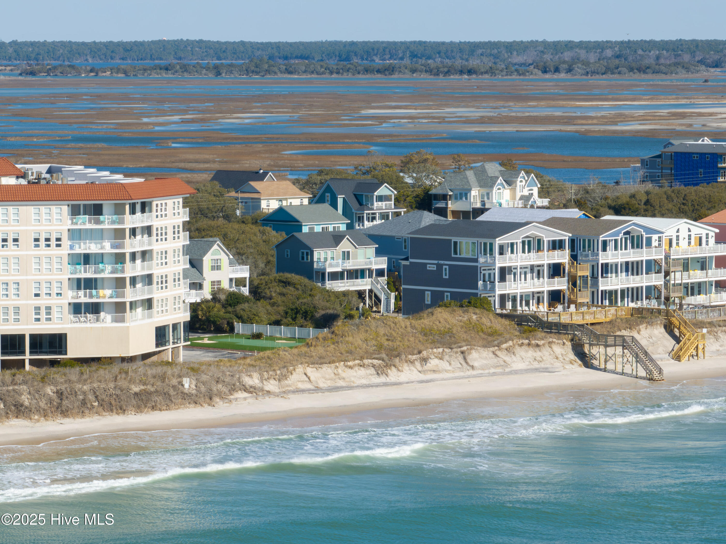 100517533 | Photo 63