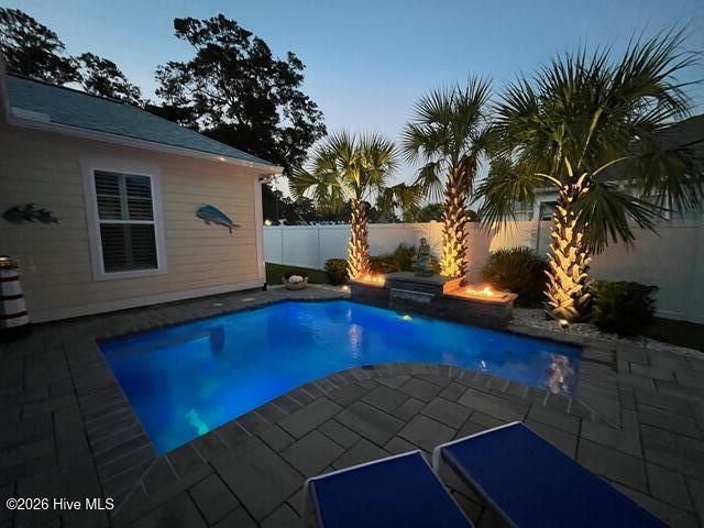 100563402 | Photo 40