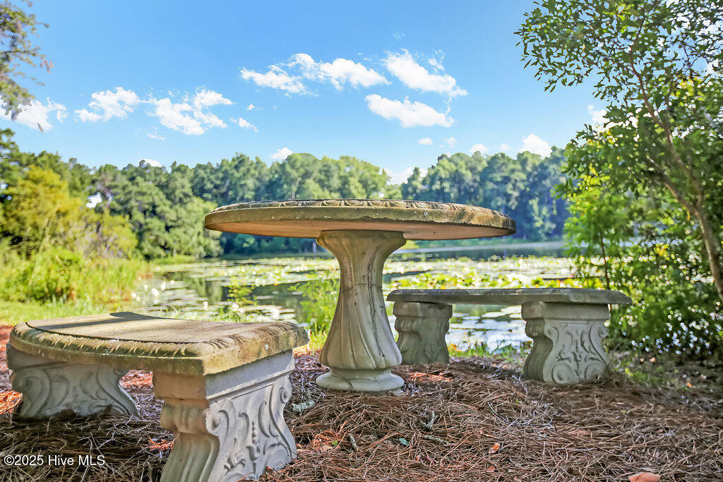 100544404 | Photo 63