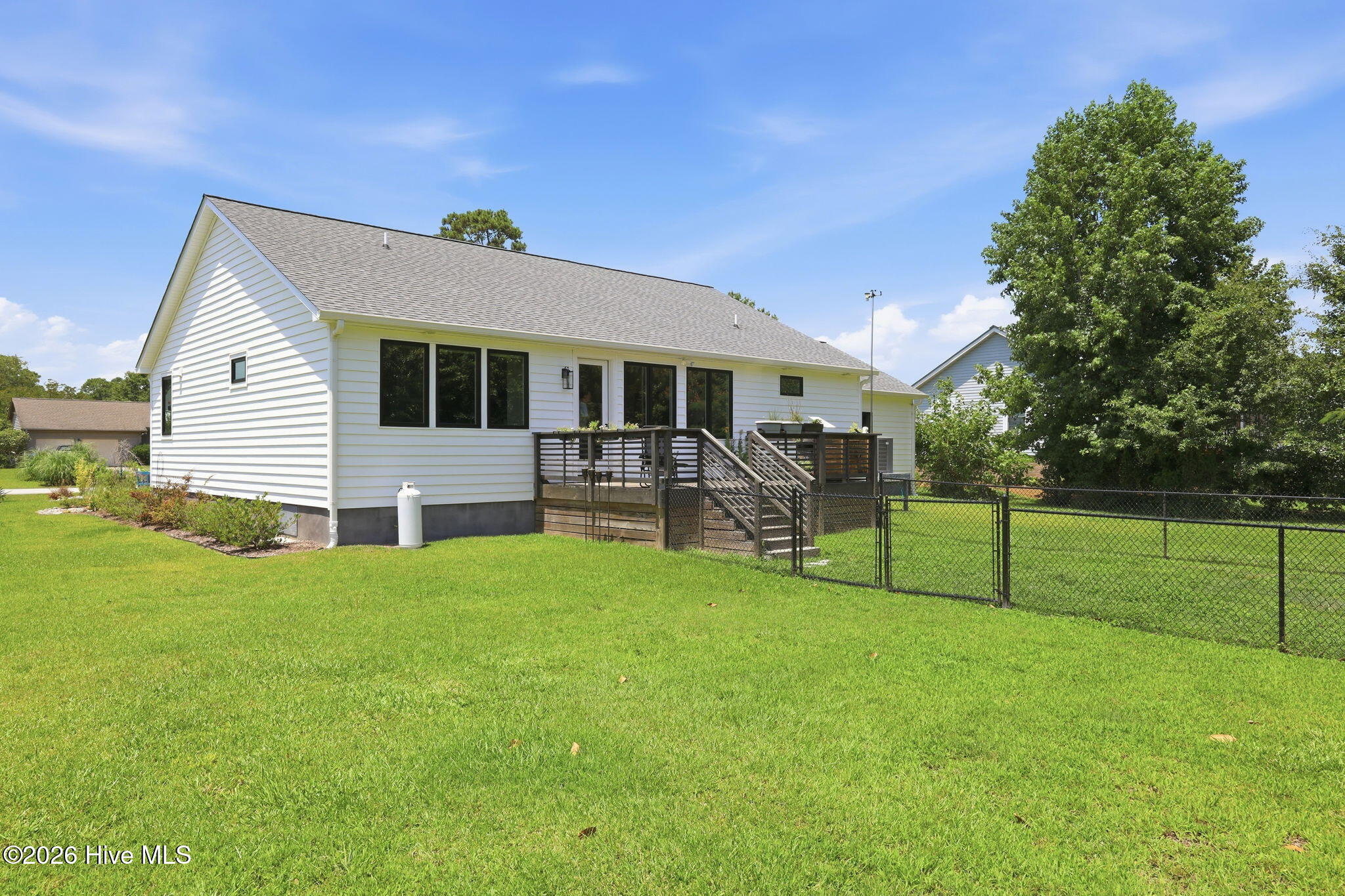1106 Link Lane,Oriental
