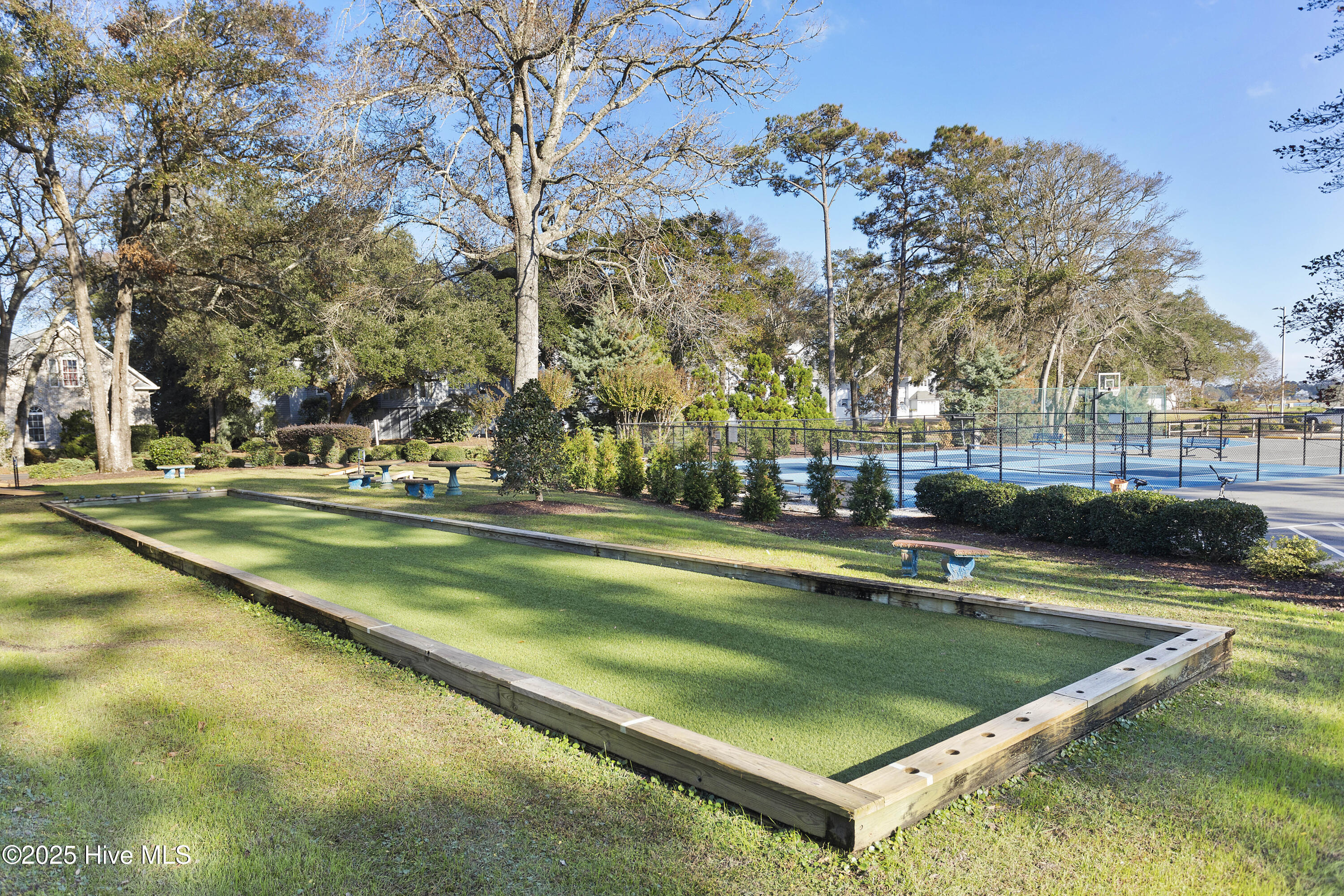 100545340 | Photo 36