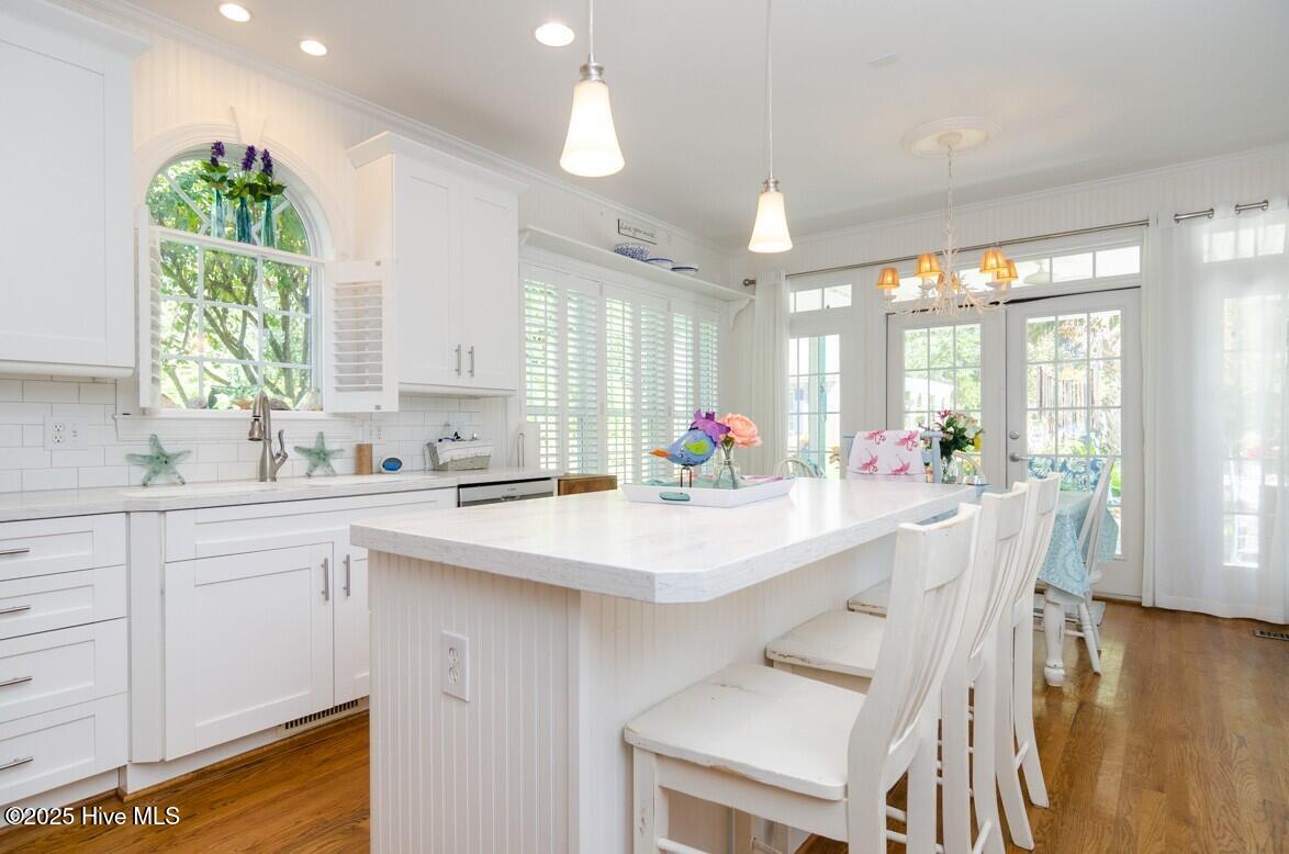 100528608 | Photo 12