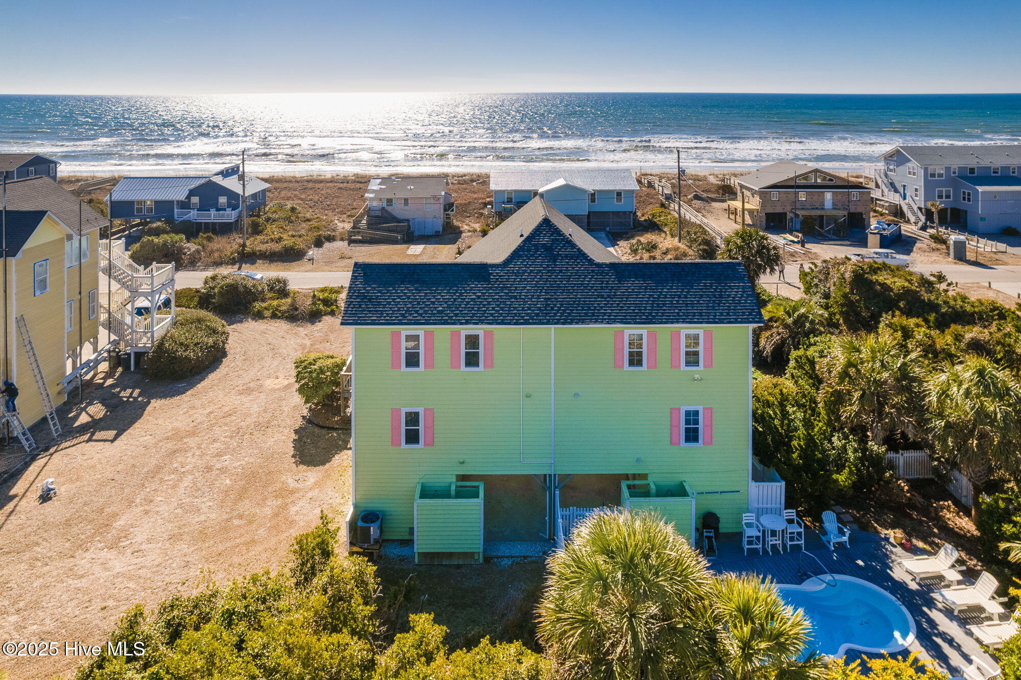 100487537 | Photo 16