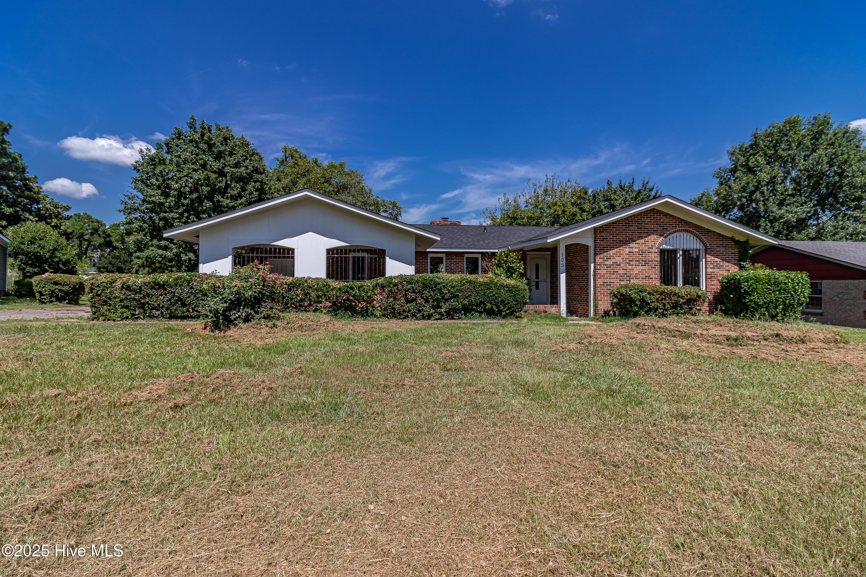 Homes for sale in Dudley, NC | 105 Allison Dr, Dudley, NC 28333 | MLS# 100521101