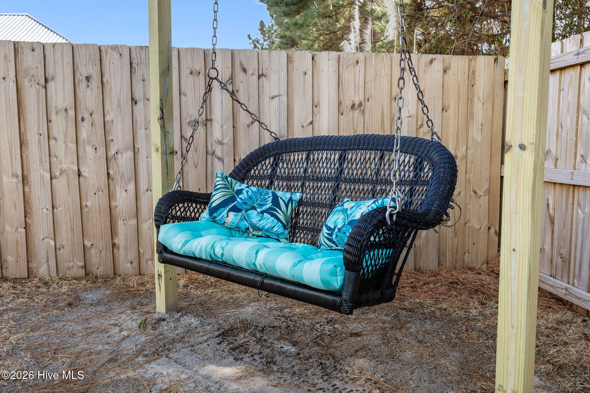 100551648 | Photo 34