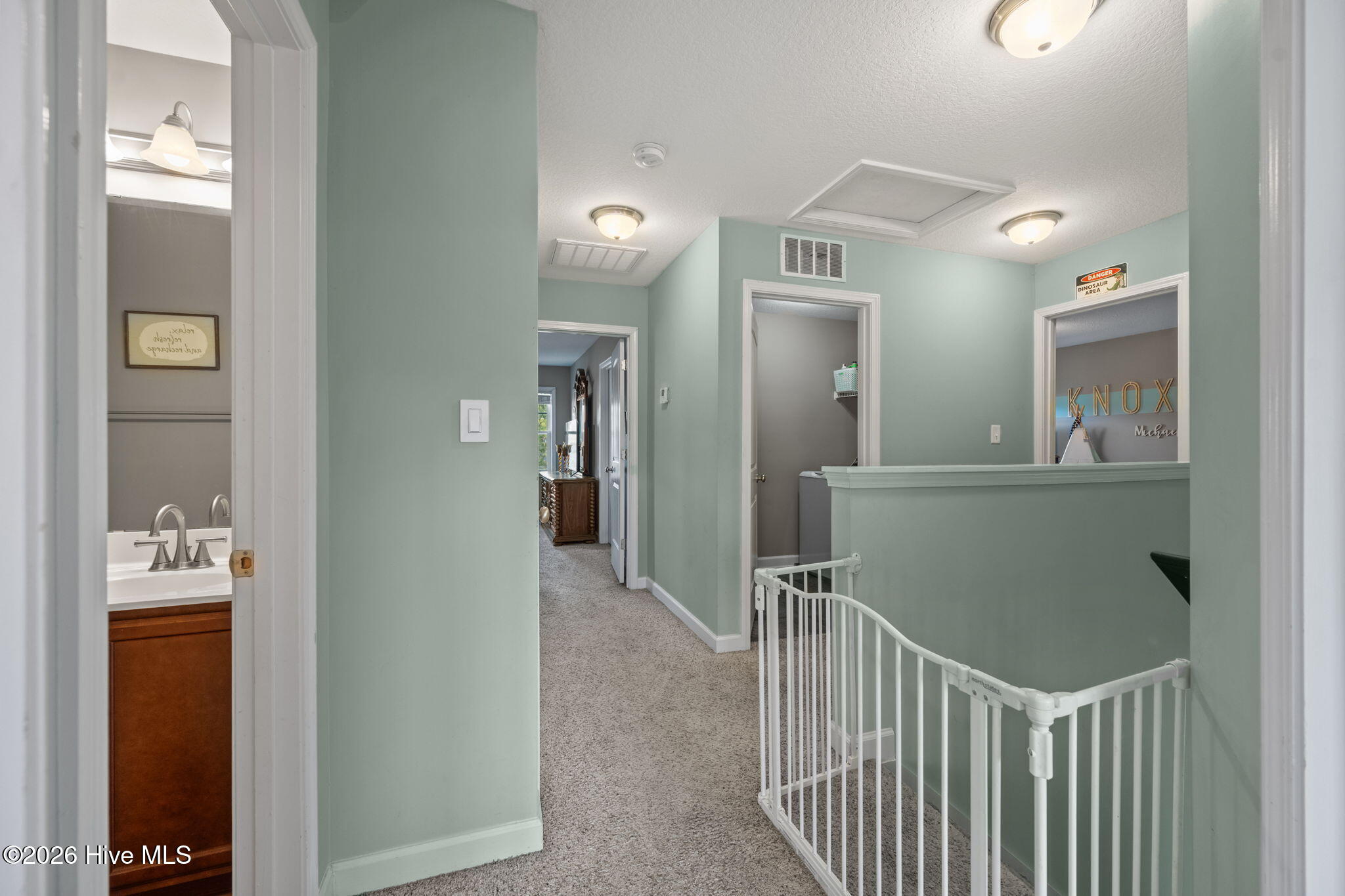 100564258 | Photo 26