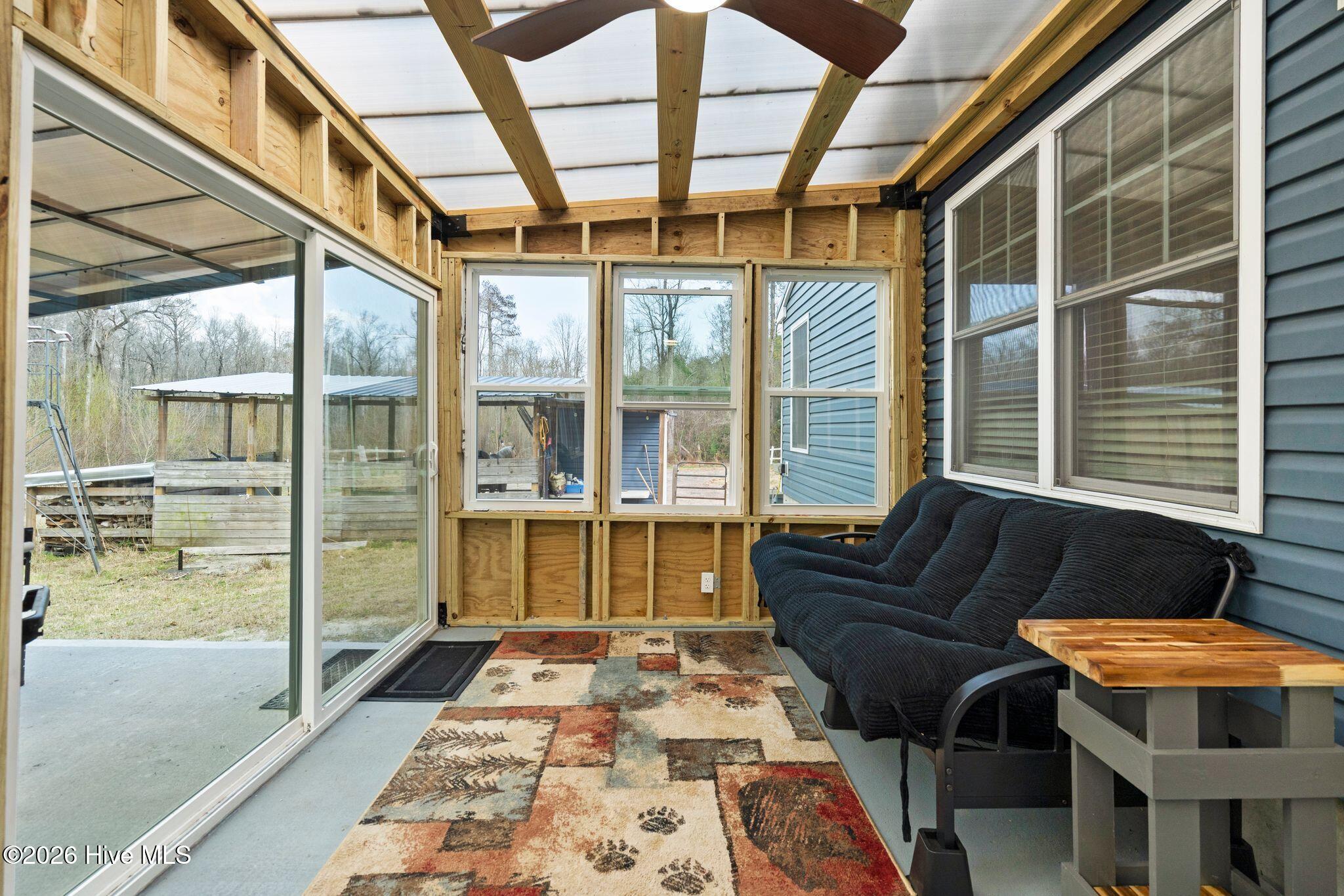 100559666 | Photo 84