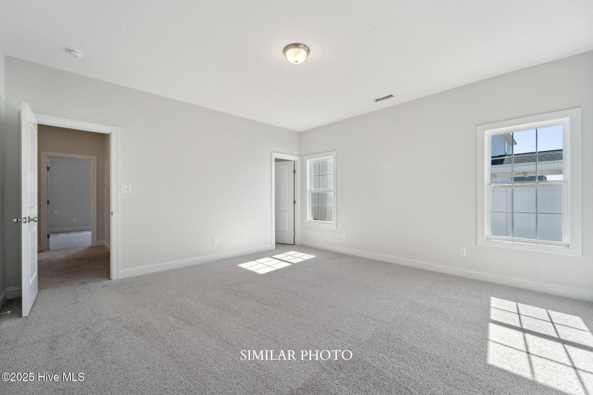 205 Windsor Run Boulevard, Jacksonville, NC 28546 – photo 24: SIMILAR PHOTO 26 (4)