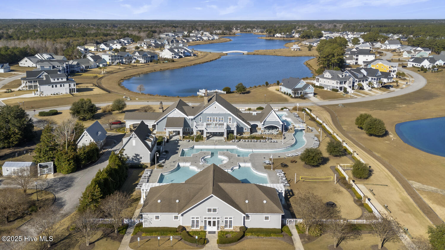 100545197 | Photo 78